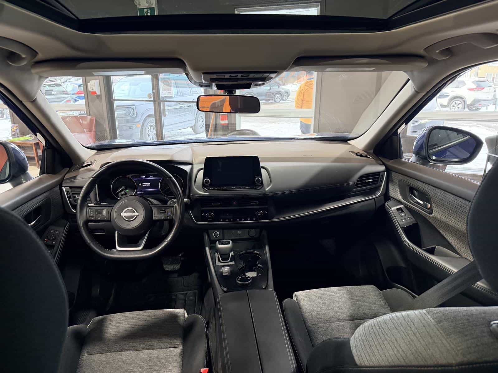 Image 27 Nissan Rogue SV Moonroof 2023