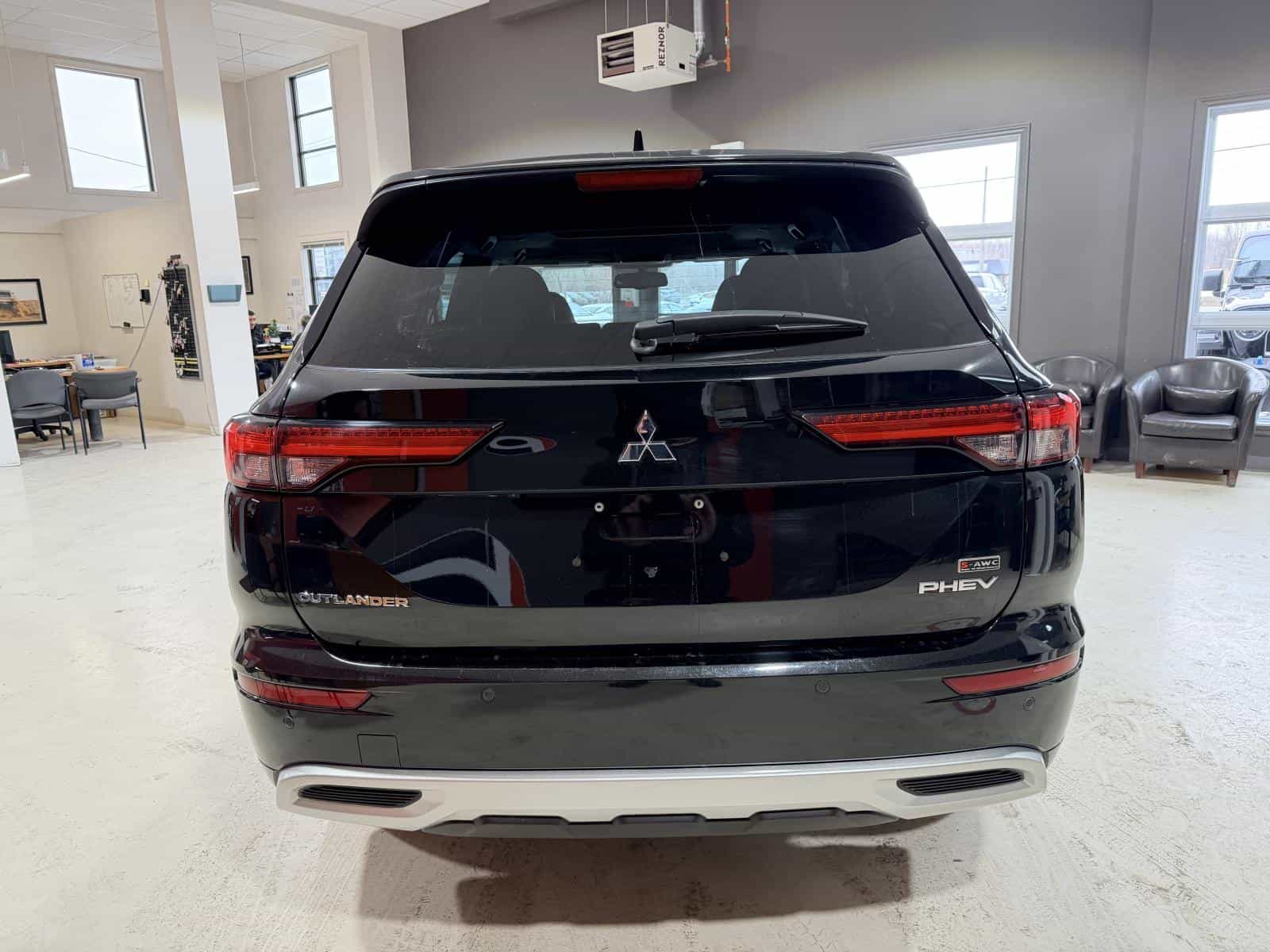 Image 5 Mitsubishi Outlander GT 2023