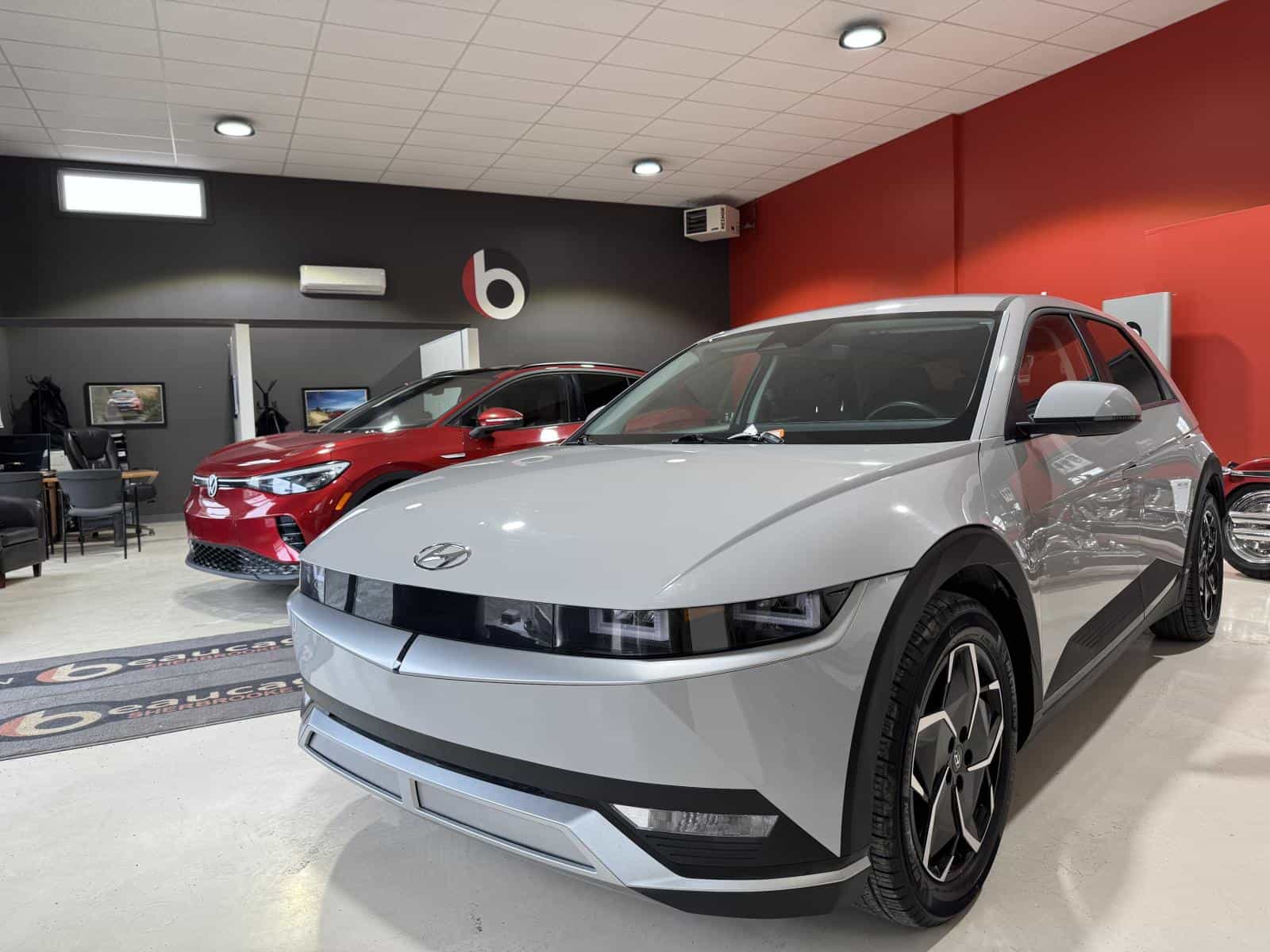 2024 Hyundai Ioniq 5 Preferred - Image 1