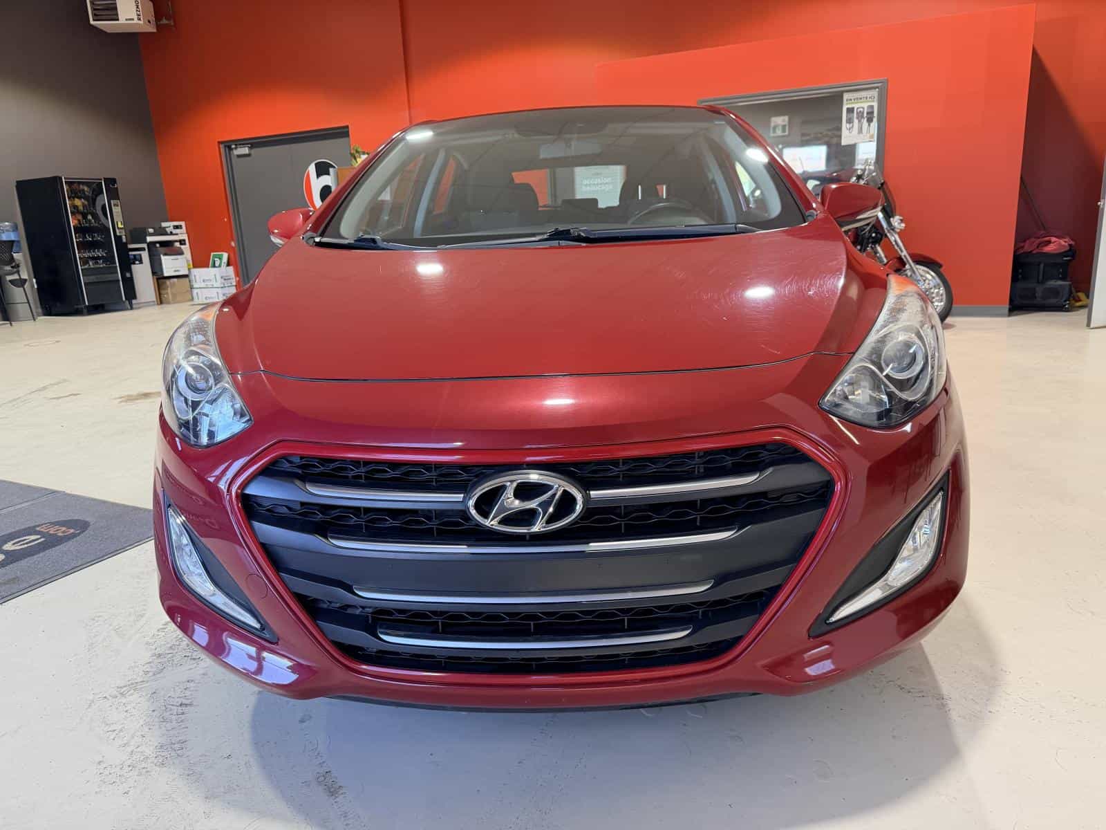 Image 12 Hyundai Elantra GT GLS 2016