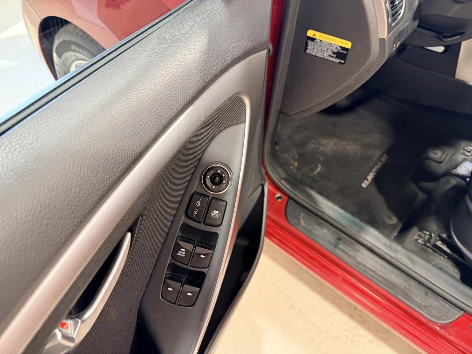 Image 16 Hyundai Elantra GT GLS 2016