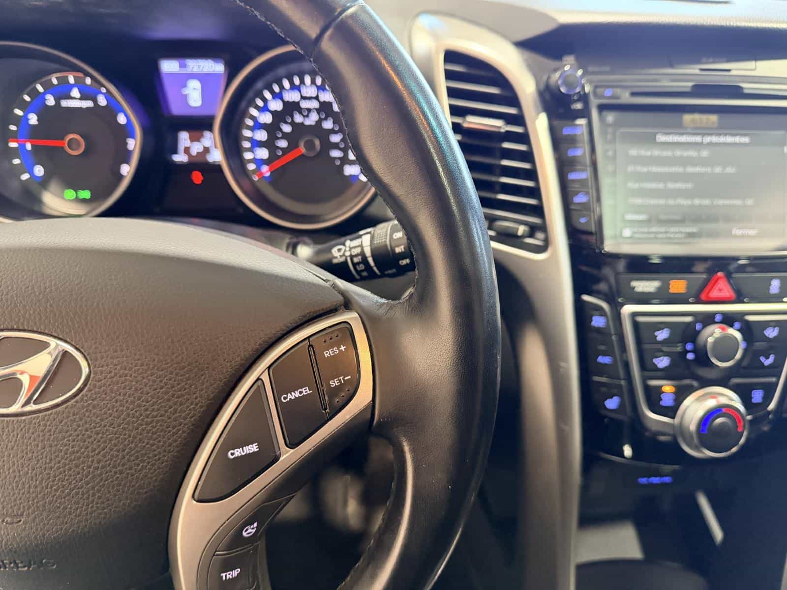 Image 21 Hyundai Elantra GT GLS 2016