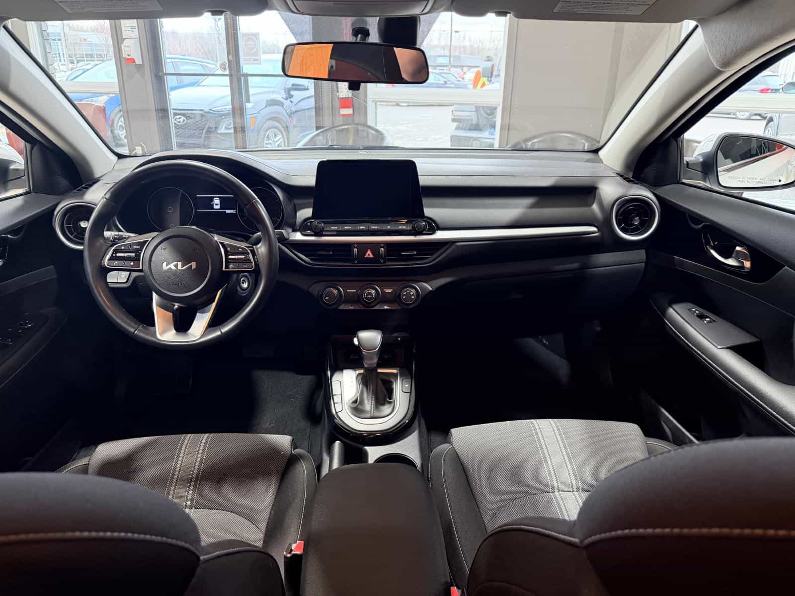 Image 25 Kia Forte 2024