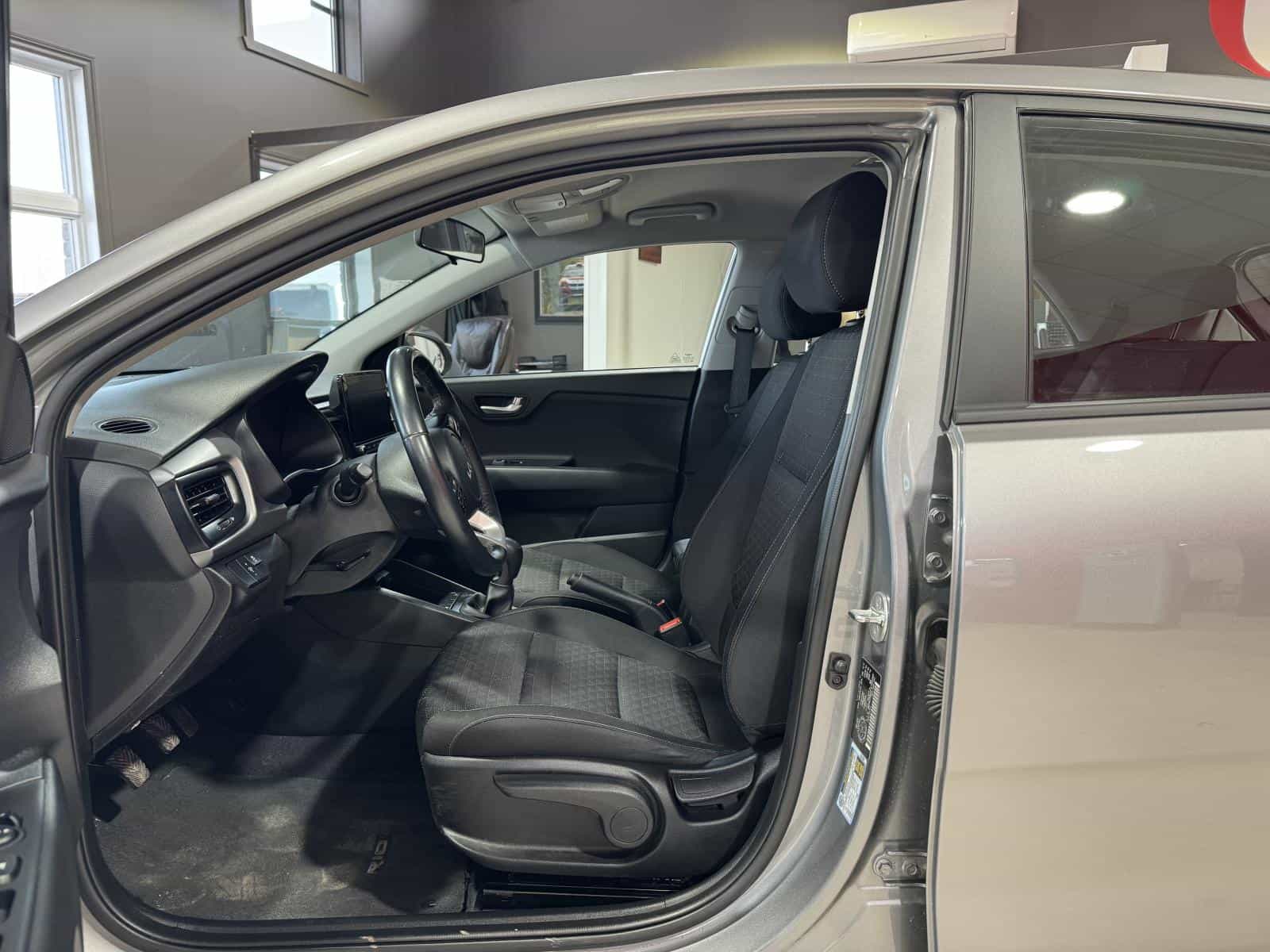 Image 13 Kia Rio LX Plus 2023