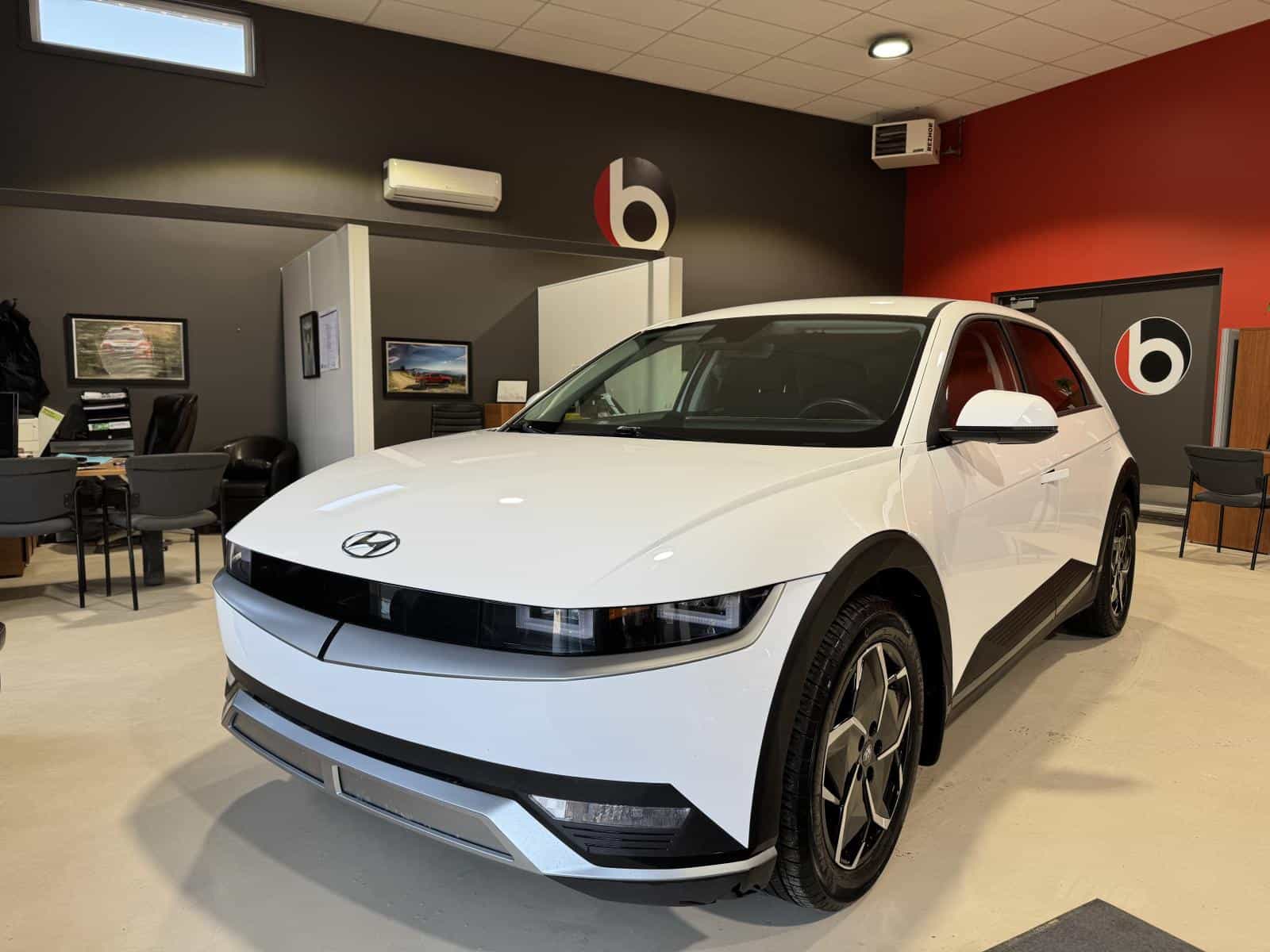 Image 1 Hyundai Ioniq 5 Preferred AWD et longue portée Ultimate 2024