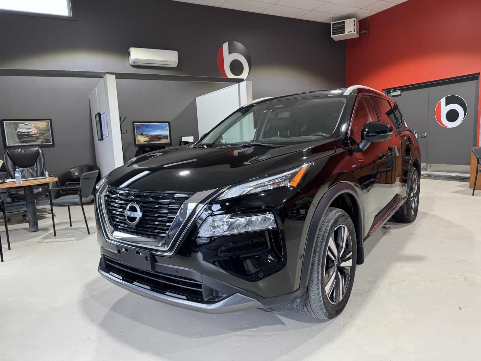 Image 1 Nissan Rogue SL 2023