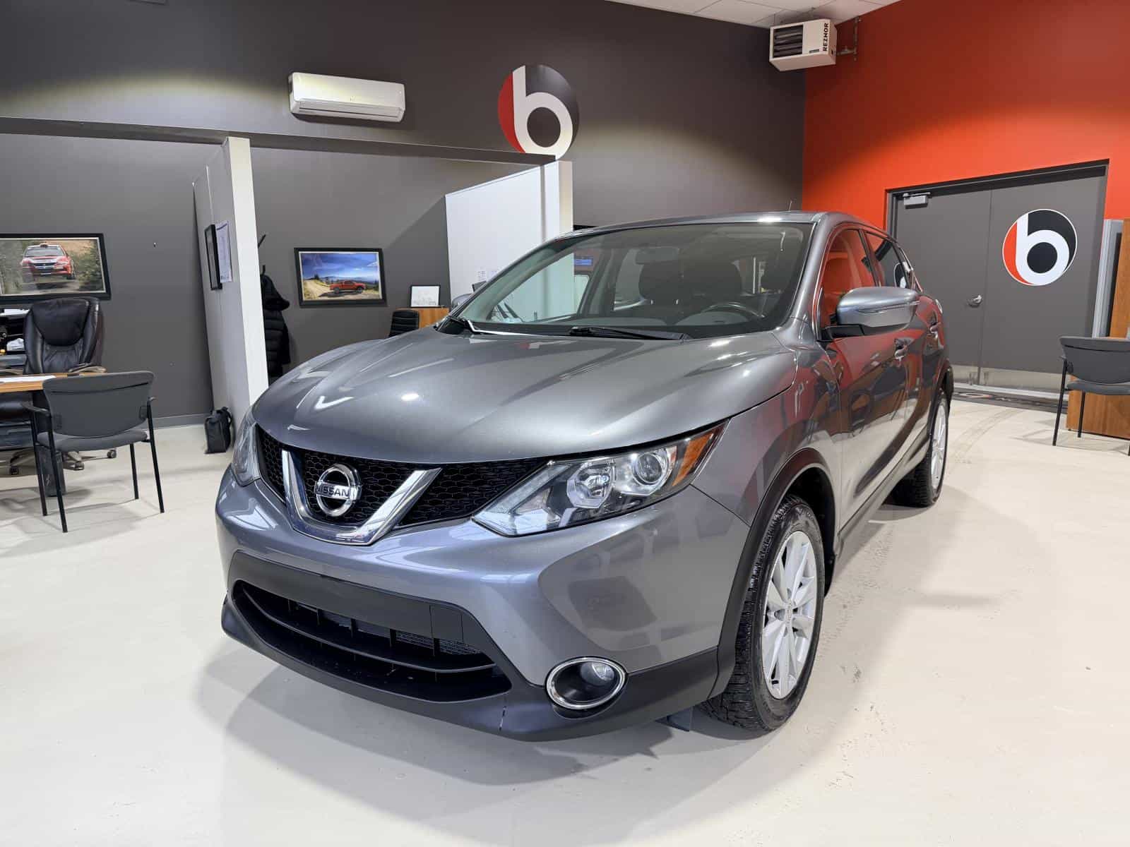 2017 Nissan Qashqai SV - Image 1