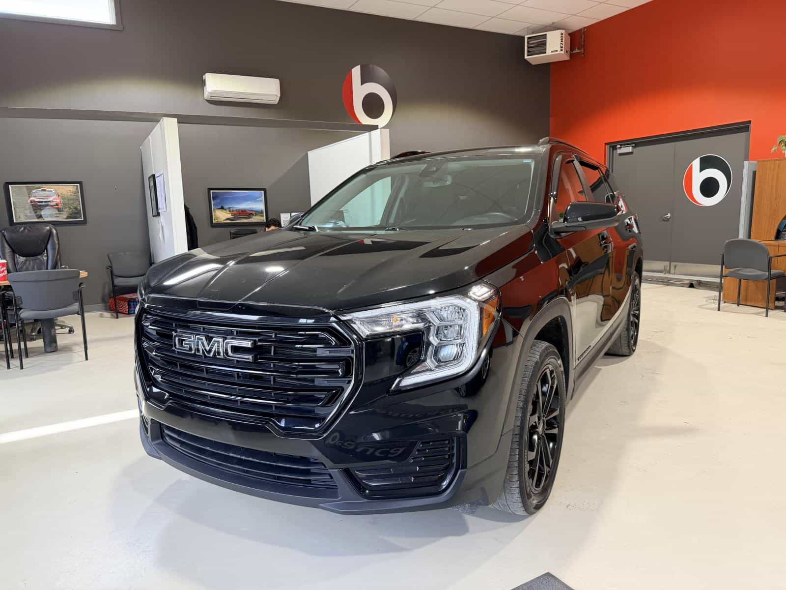 Image 1 GMC Terrain SLE 2022