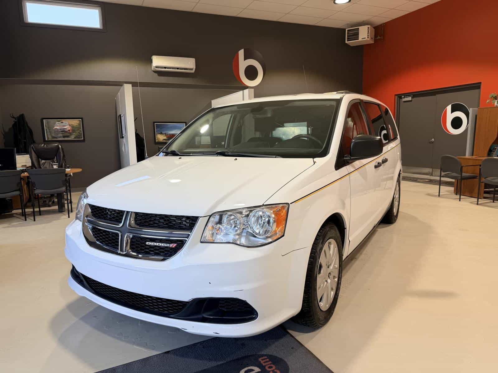 Image 1 Dodge Grand Caravan 2018