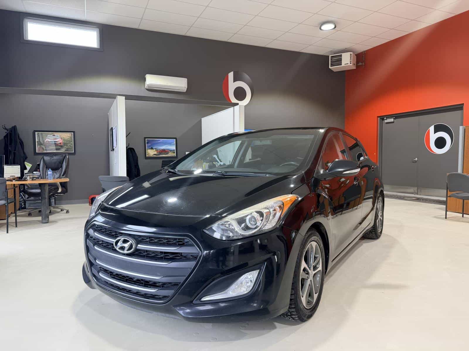 Image 1 Hyundai Elantra GT GLS 2016