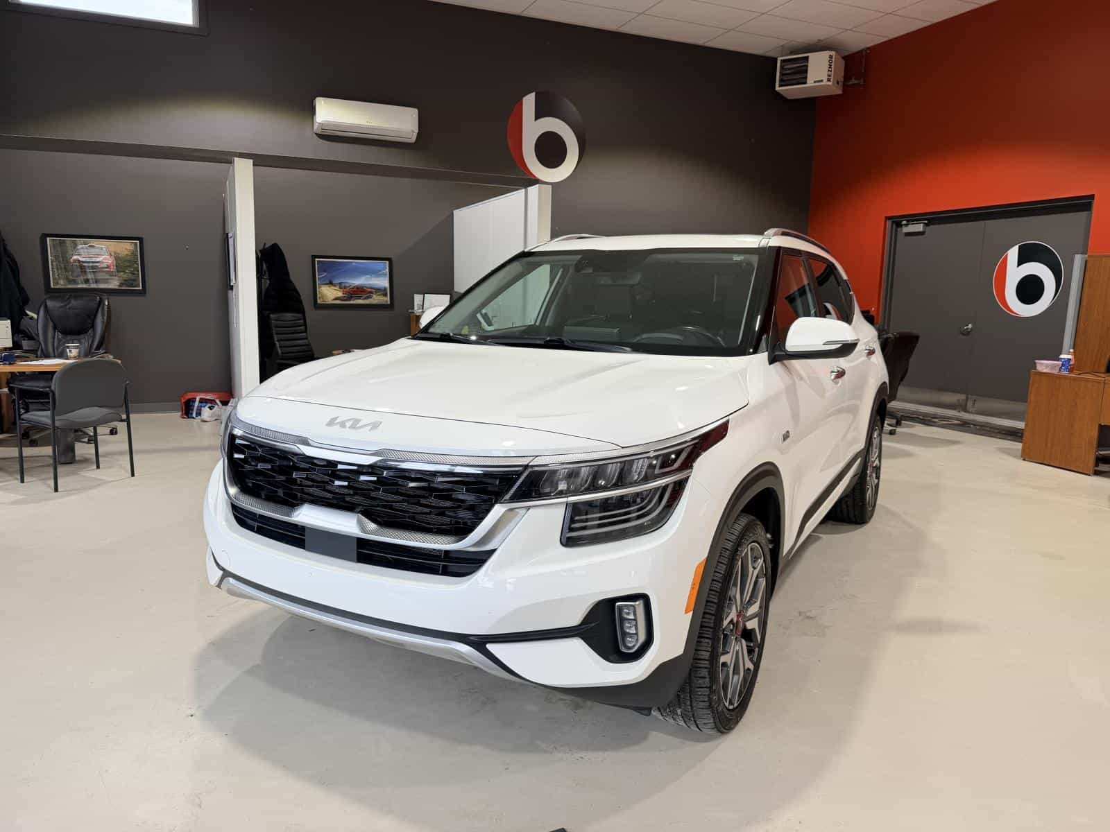 2022 Kia Seltos SX Turbo - Image 1
