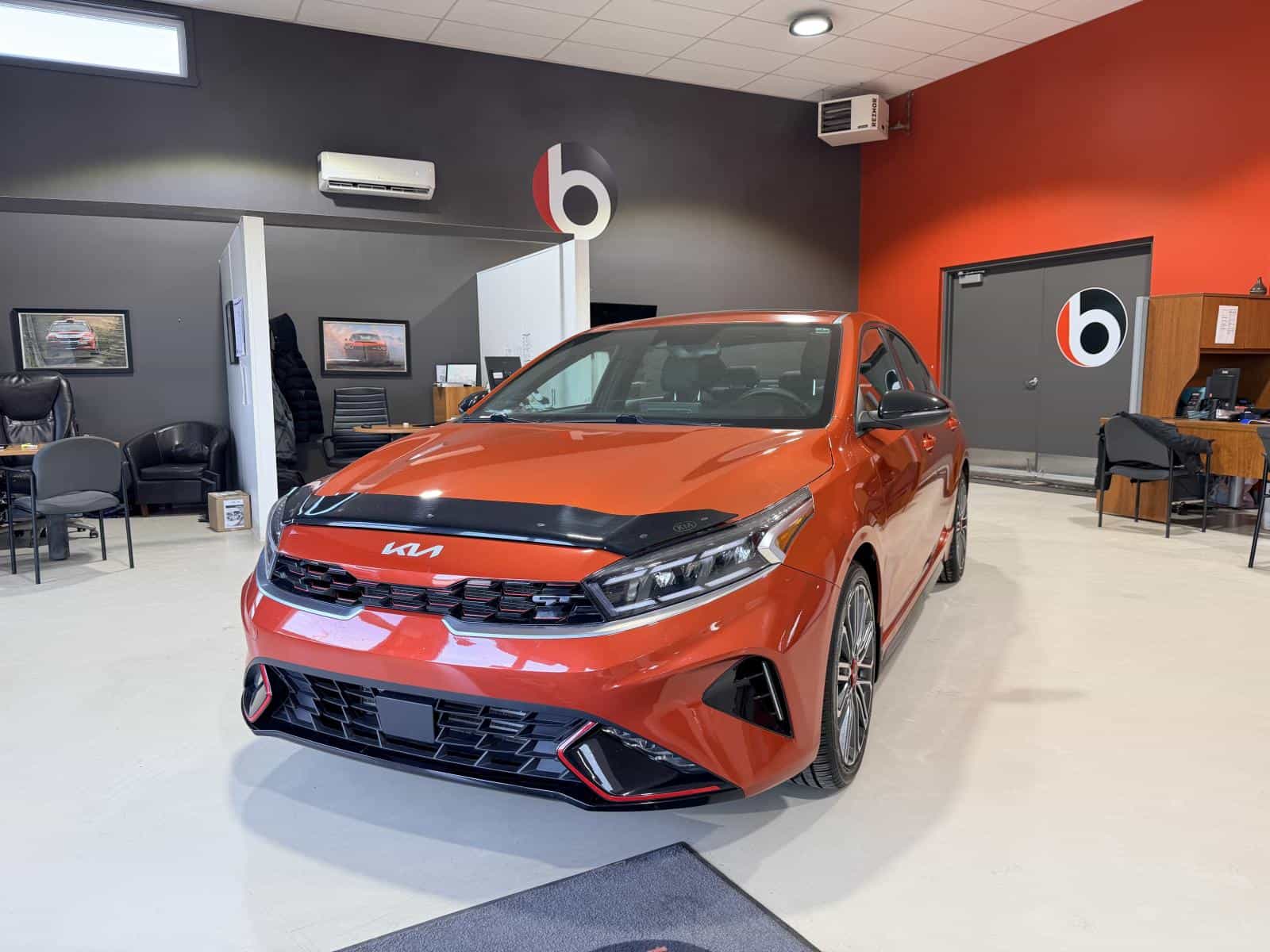 Image 1 Kia Forte GT Limited 2023