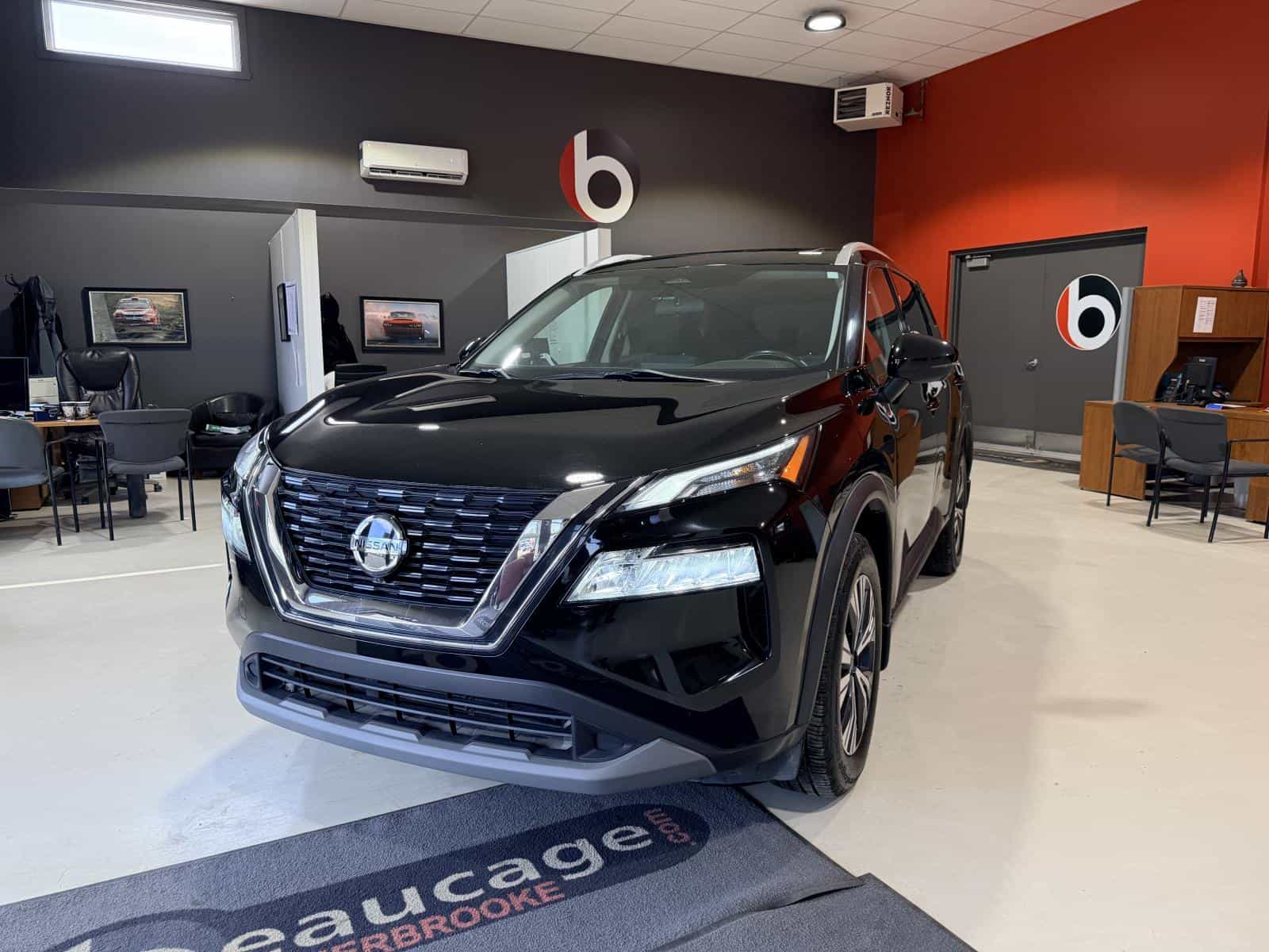 2021 Nissan Rogue SV - Image 1