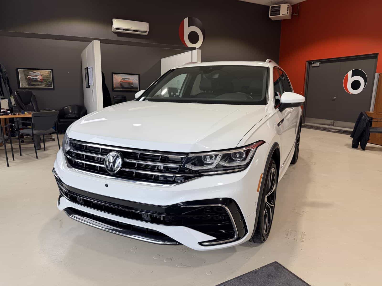 Image 1 Volkswagen Tiguan Highline R-Line 2022