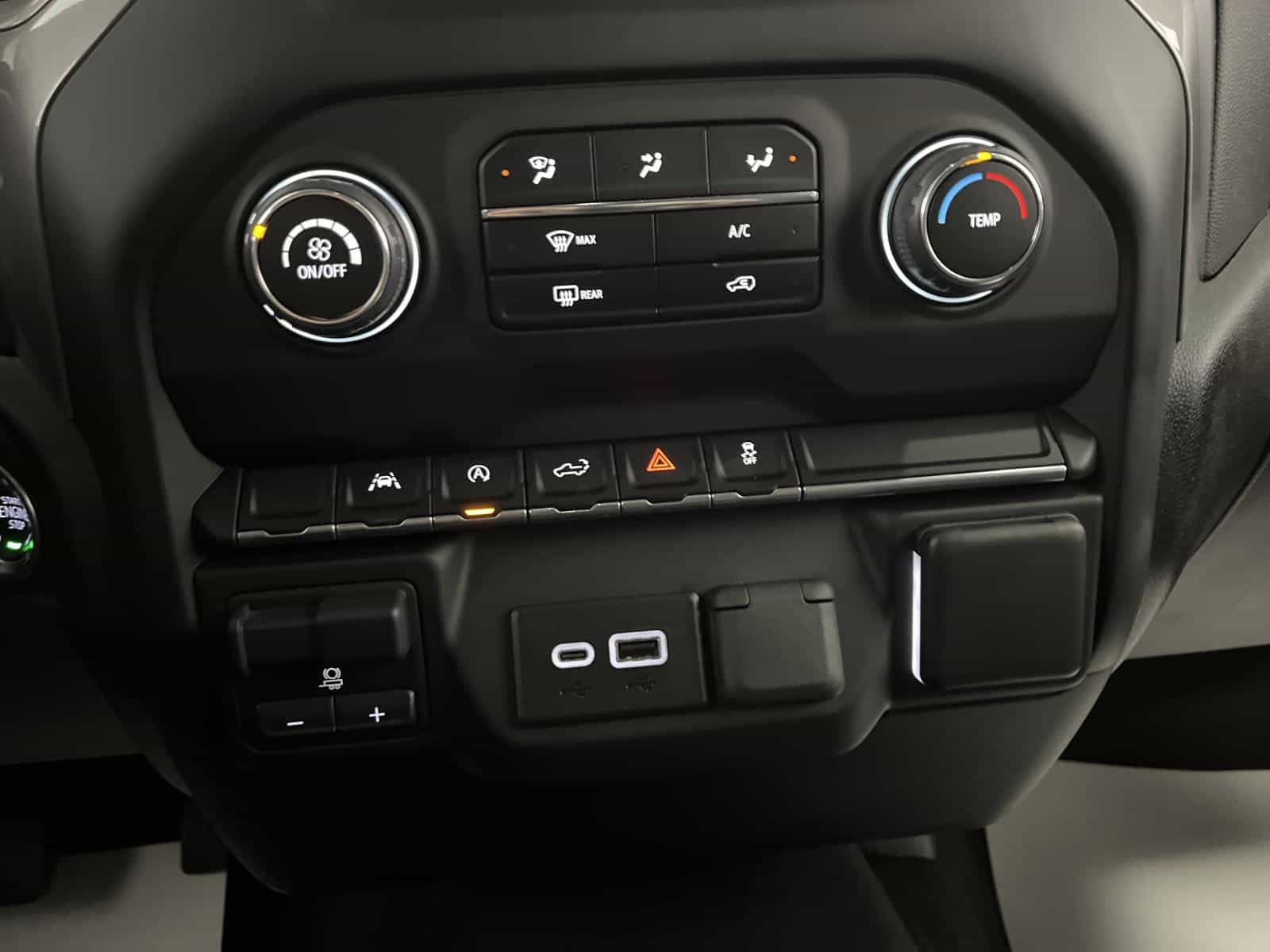 2024 Chevrolet Silverado 1500 Custom - Image 14