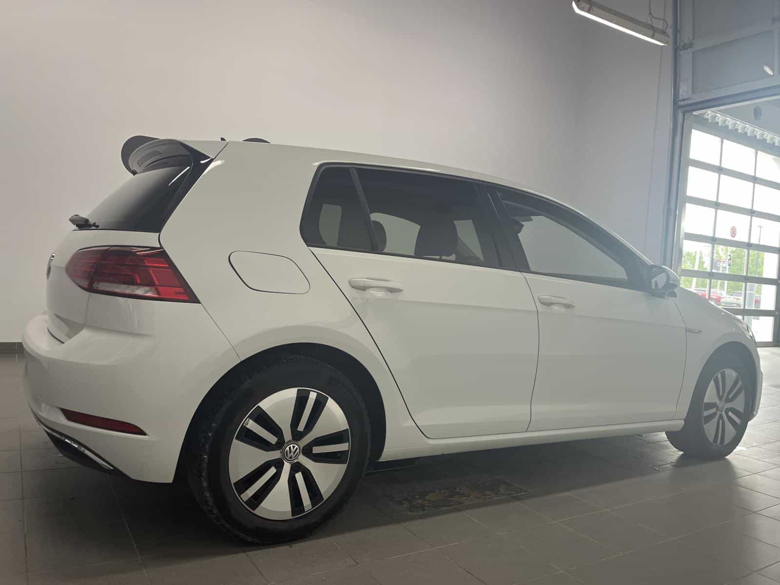 Image 6 Volkswagen E-Golf Comfortline 2020