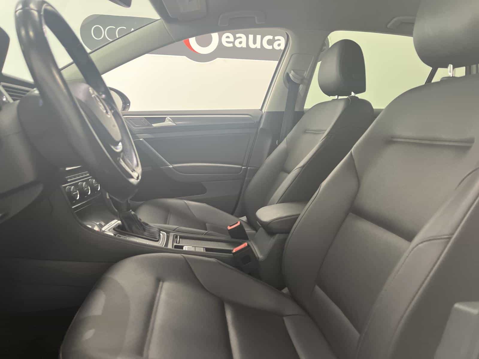 2020 Volkswagen E-Golf Comfortline - Image 10