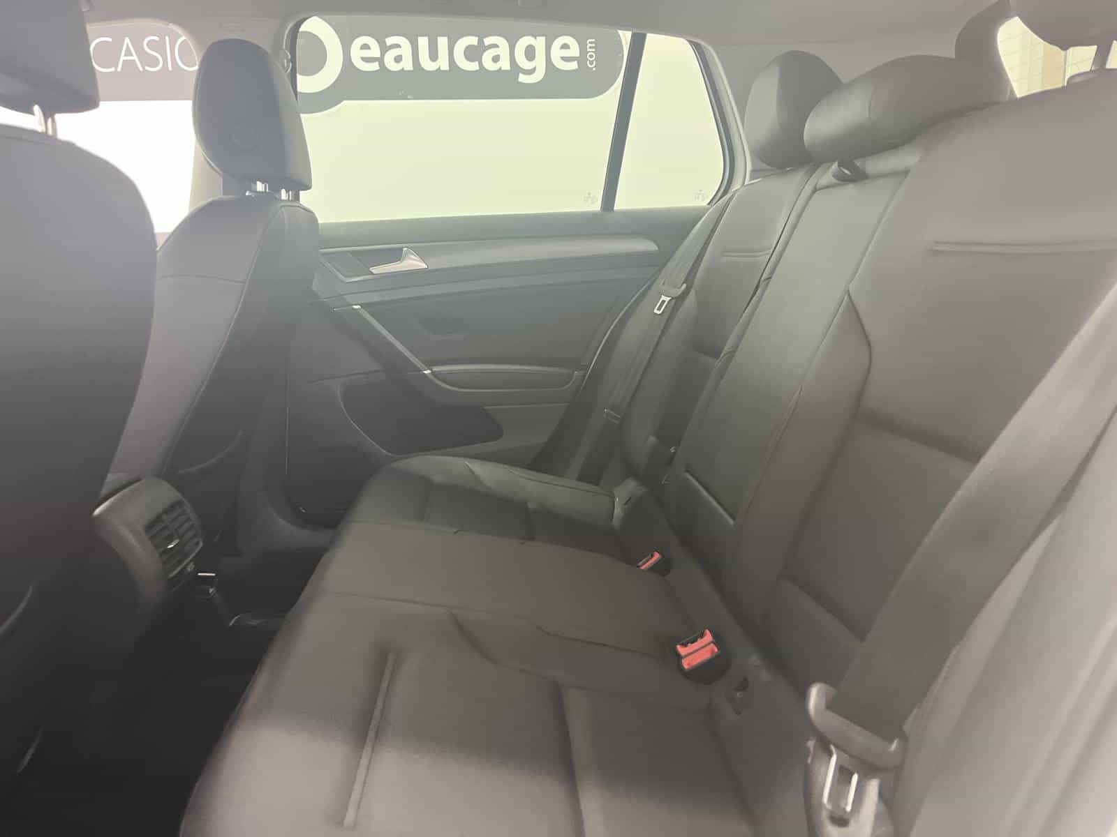 2020 Volkswagen E-Golf Comfortline - Image 15