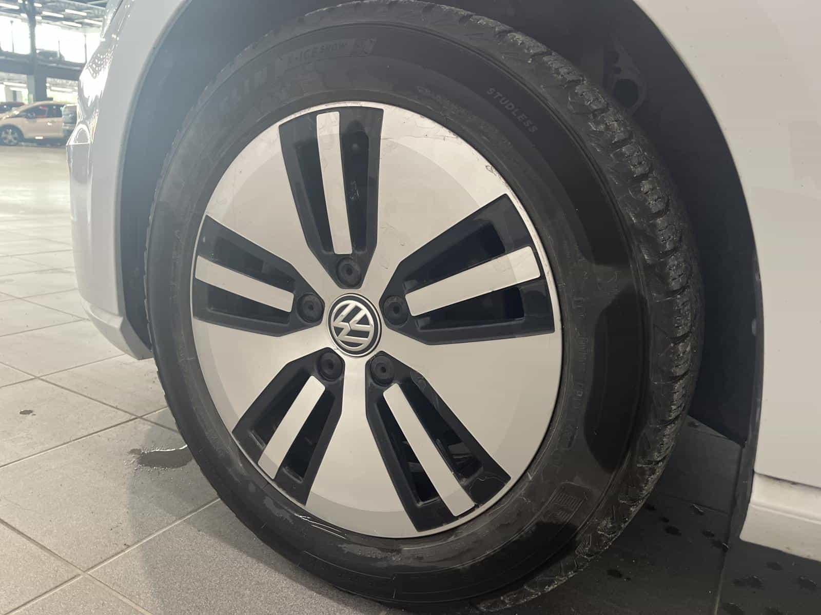 Image 17 Volkswagen E-Golf Comfortline 2020