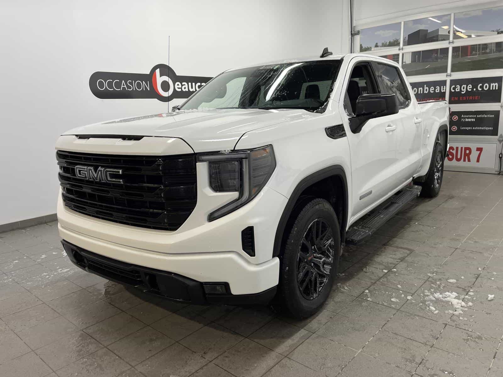 2023 GMC Sierra 1500 Elevation - Image 1