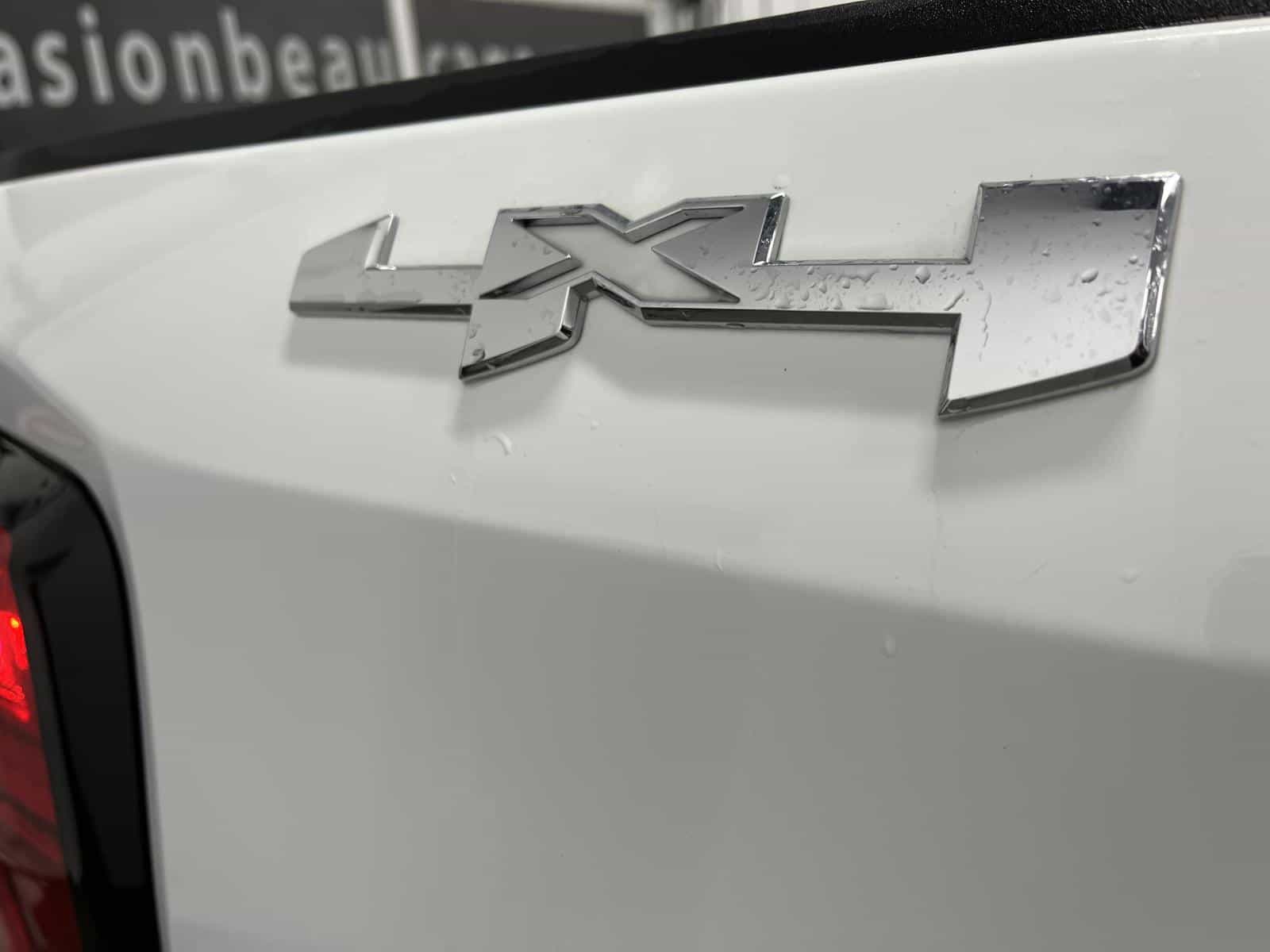 Image 24 GMC Sierra 1500 Elevation 2023