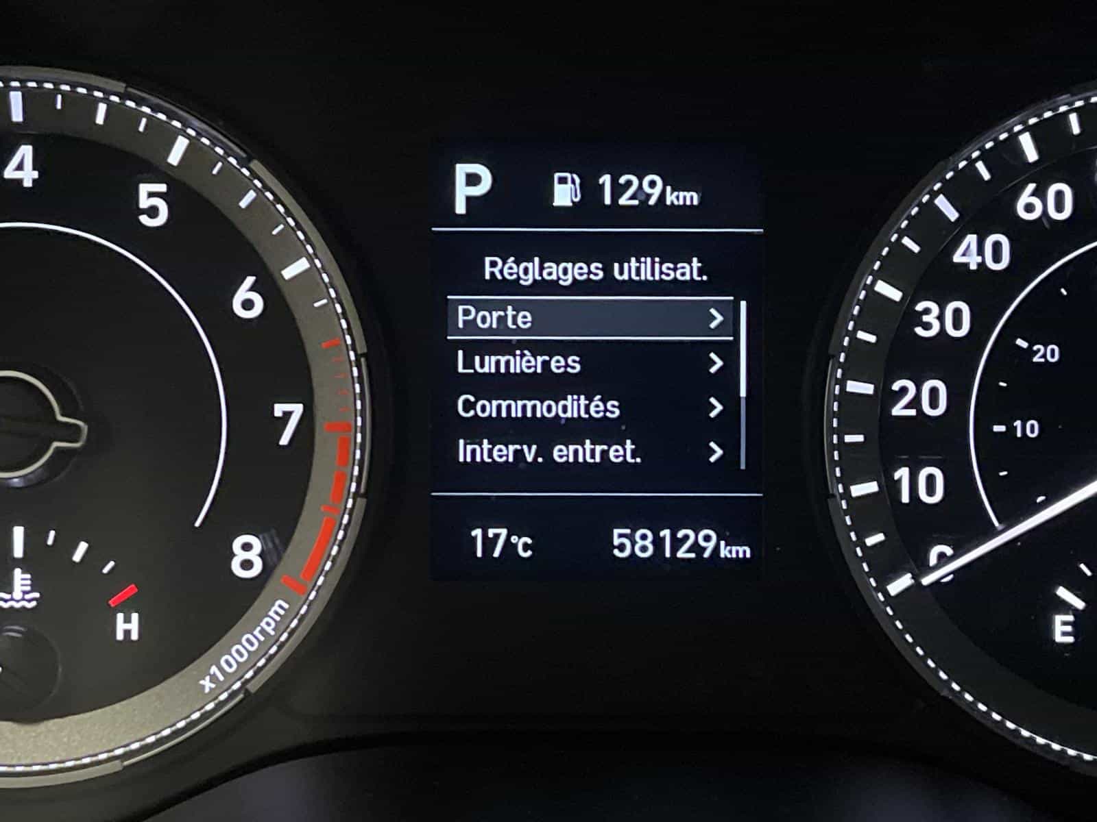 Image 12 Hyundai Venue Essential 2021