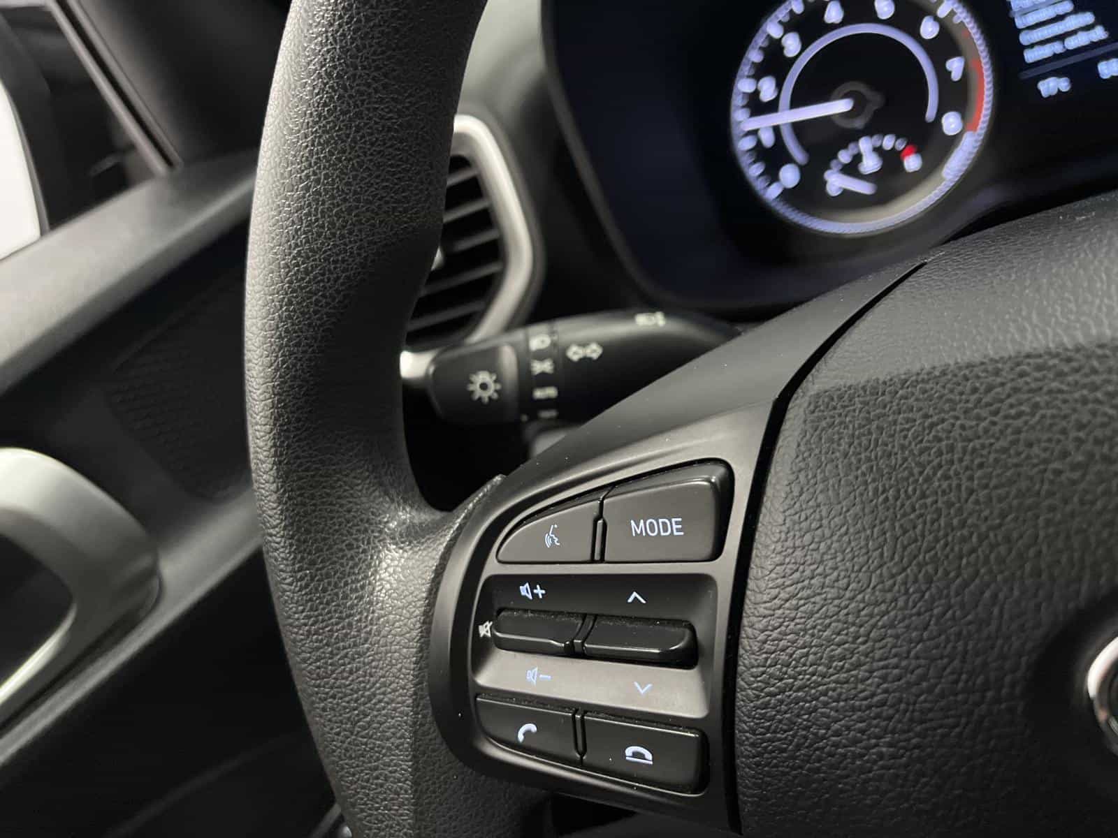 Image 15 Hyundai Venue Essential 2021