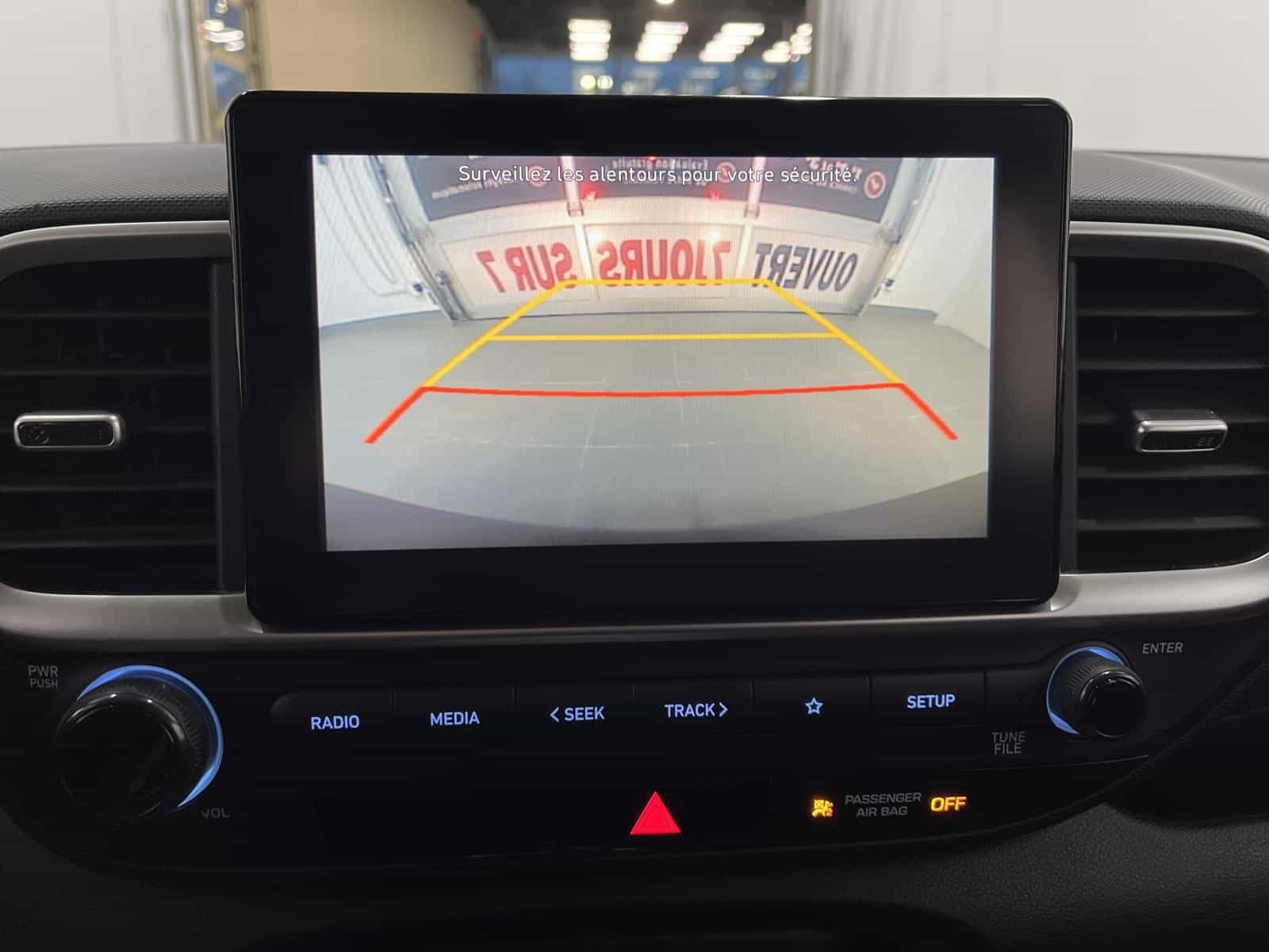 2021 Hyundai Venue Essential - Image 22