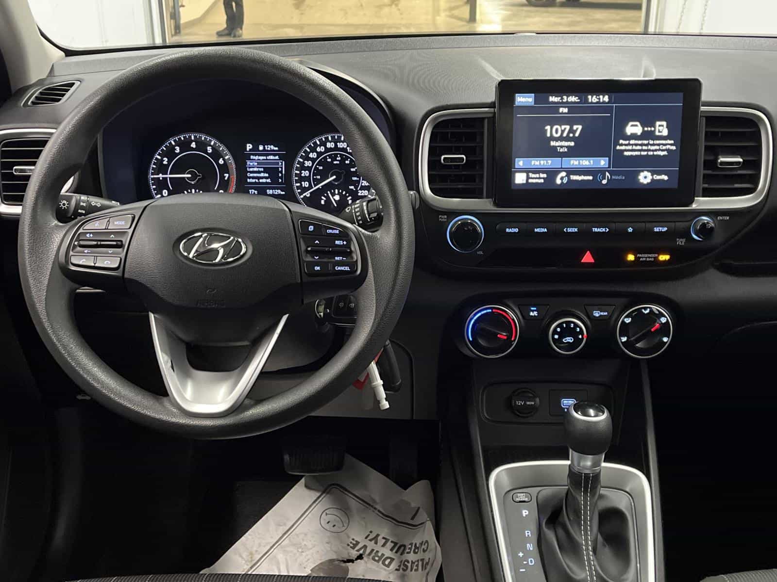 Image 21 Hyundai Venue Essential 2021