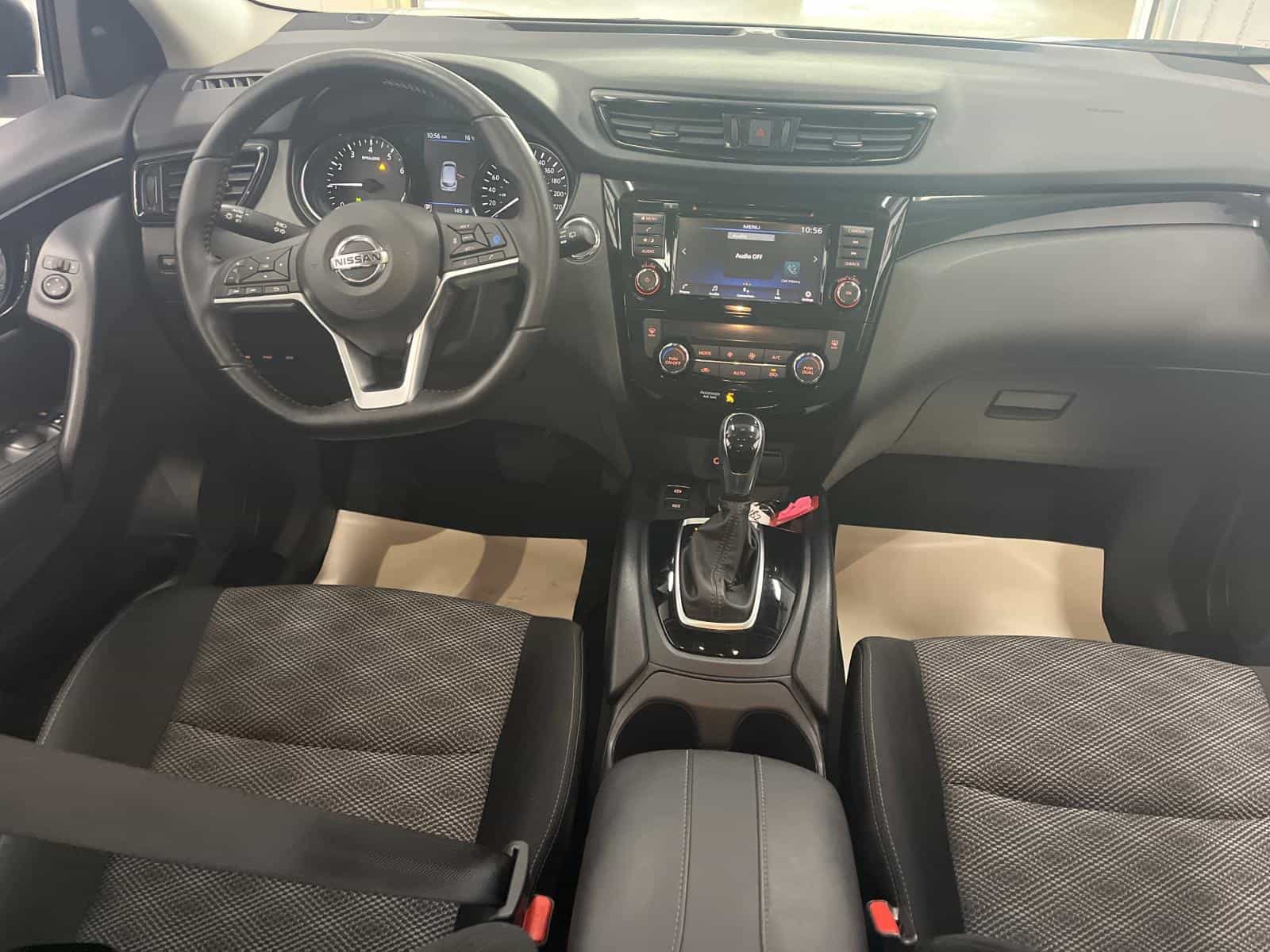 2023 Nissan Qashqai SV - Image 9