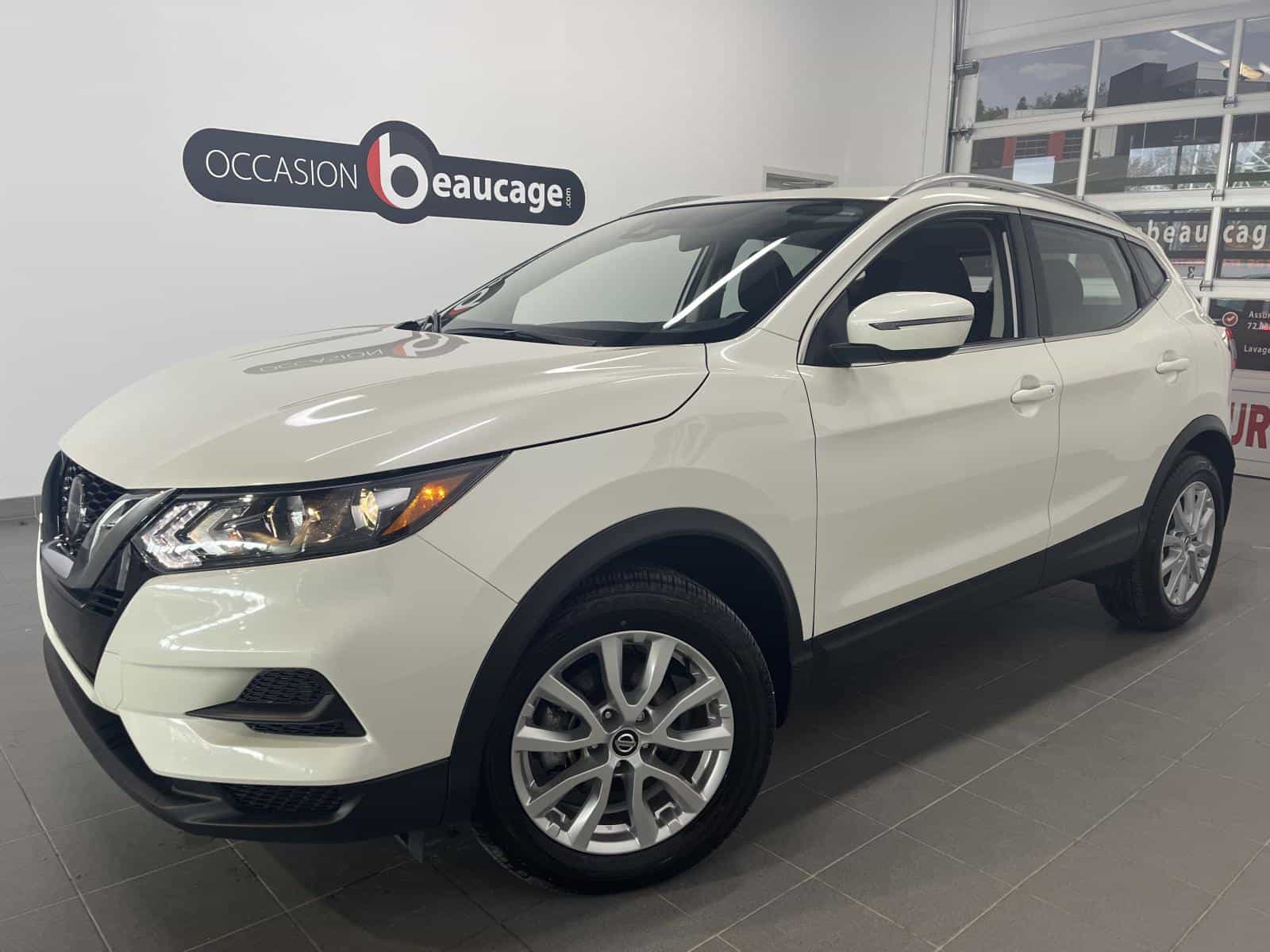 Image 1 Nissan Qashqai SV 2023