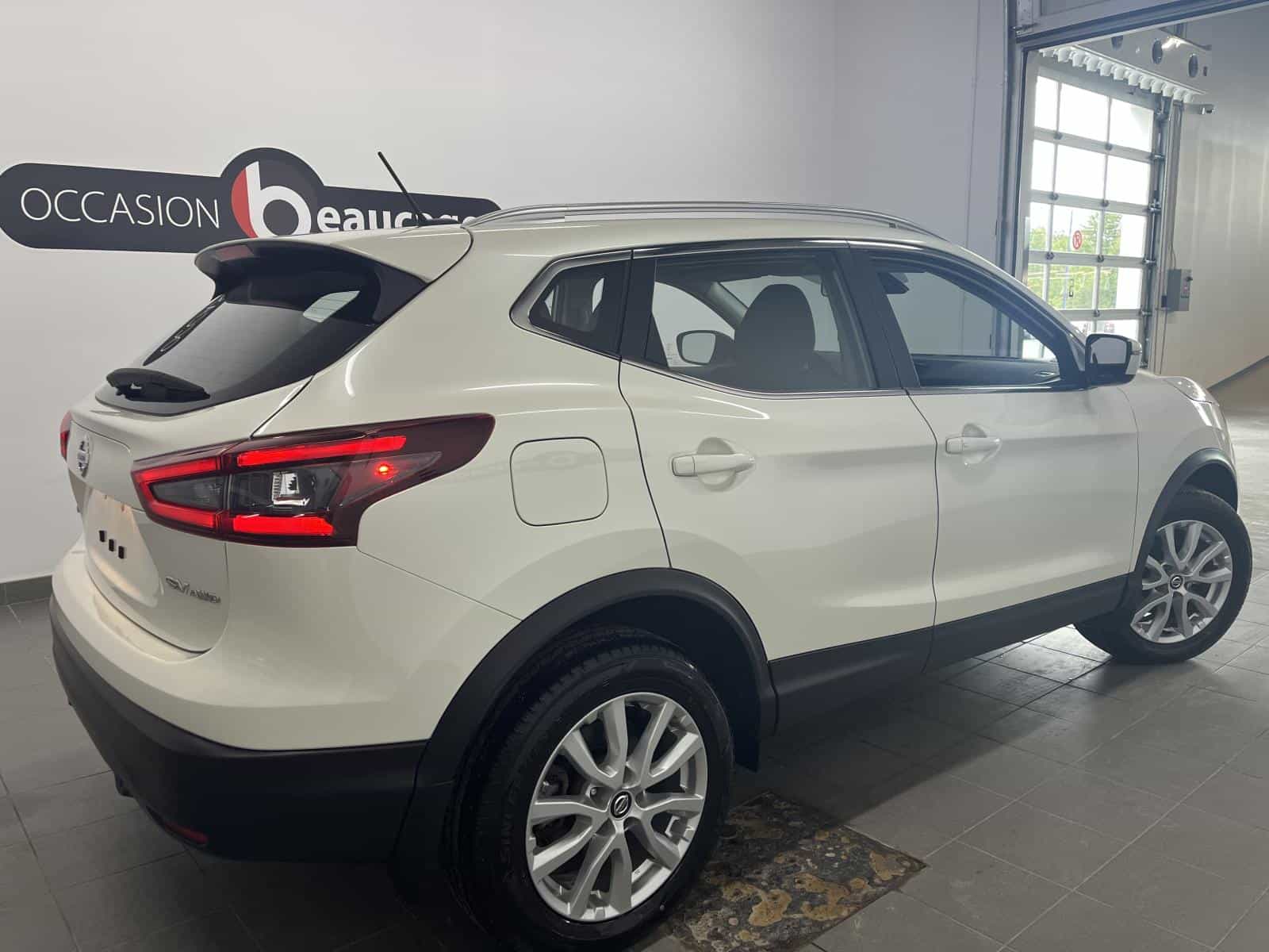 2023 Nissan Qashqai SV - Image 5