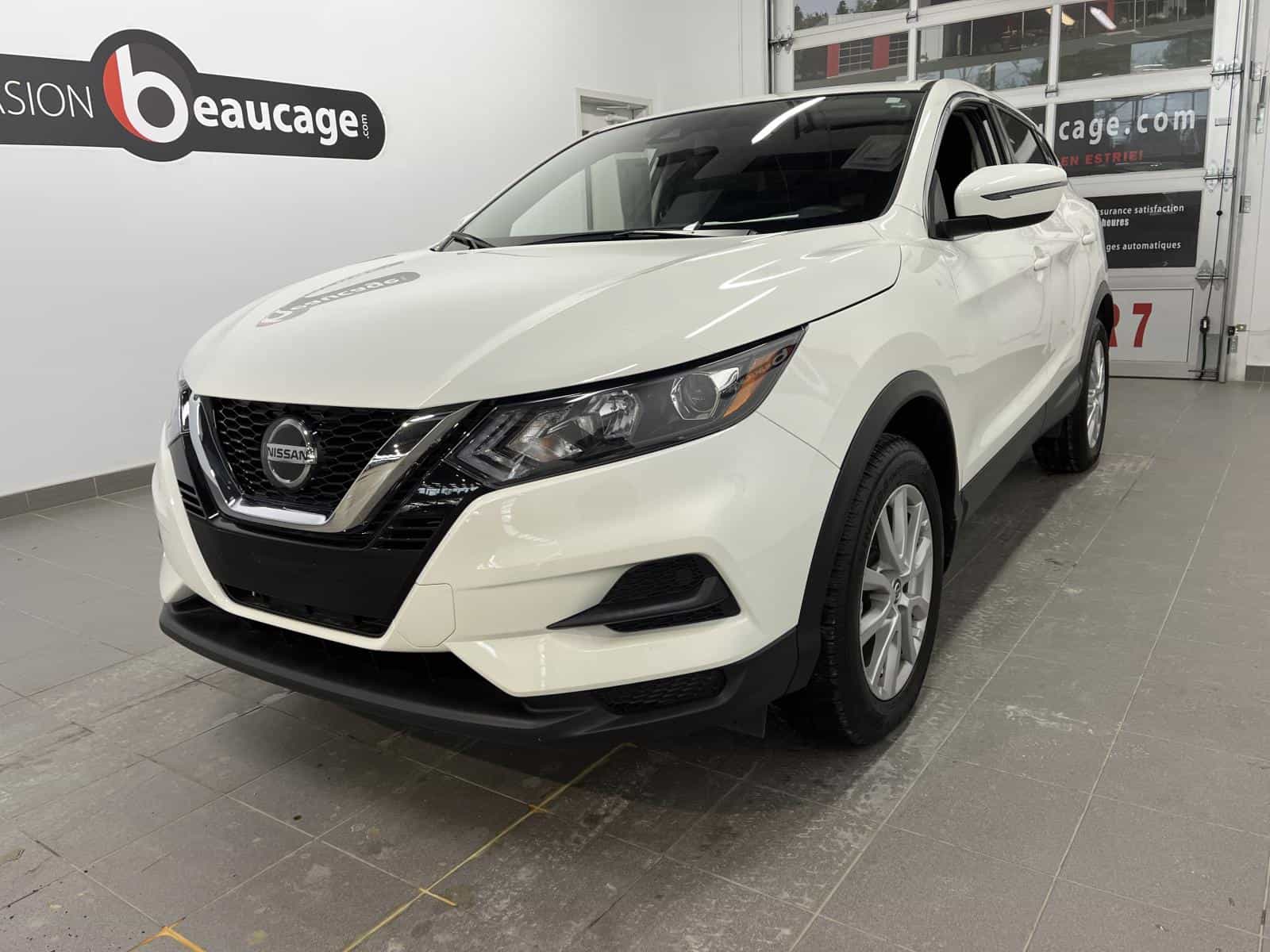 2023 Nissan Qashqai S - Image 1