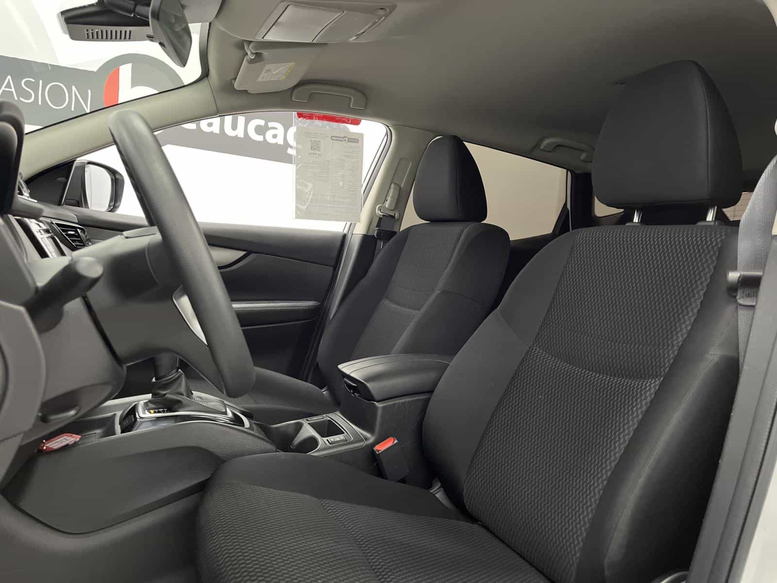 Image 8 Nissan Qashqai S 2023