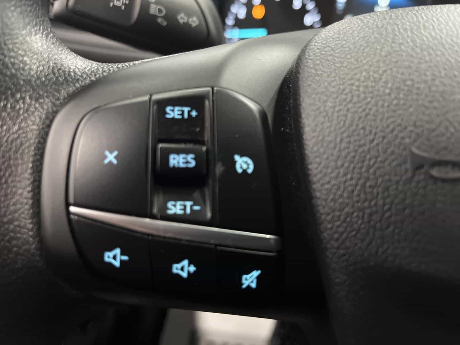 Image 16 Ford Escape SE 2021