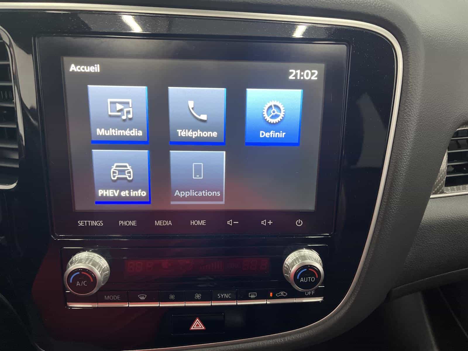 2020 Mitsubishi Outlander PHEV - Image 14