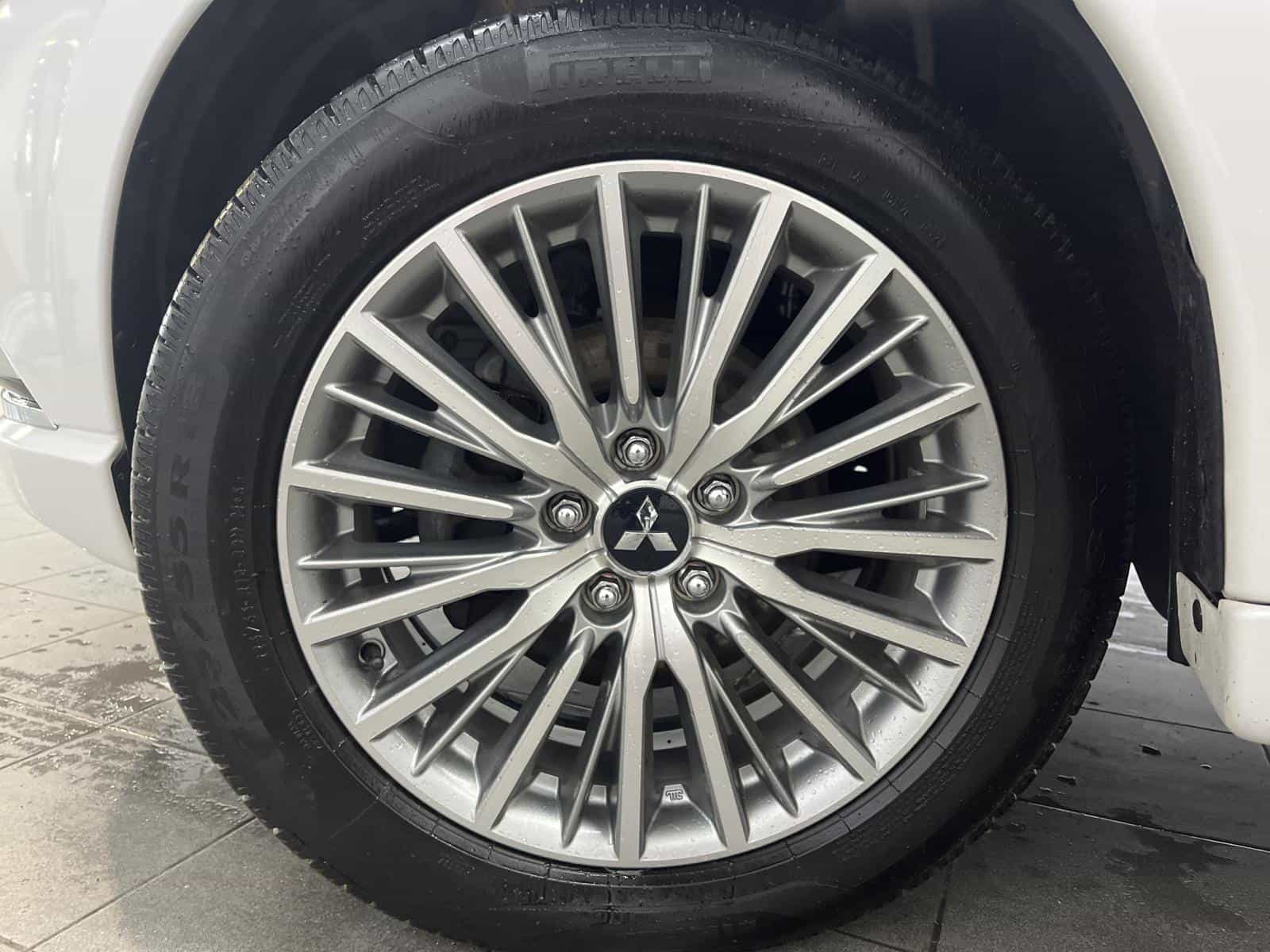 2020 Mitsubishi Outlander PHEV - Image 21