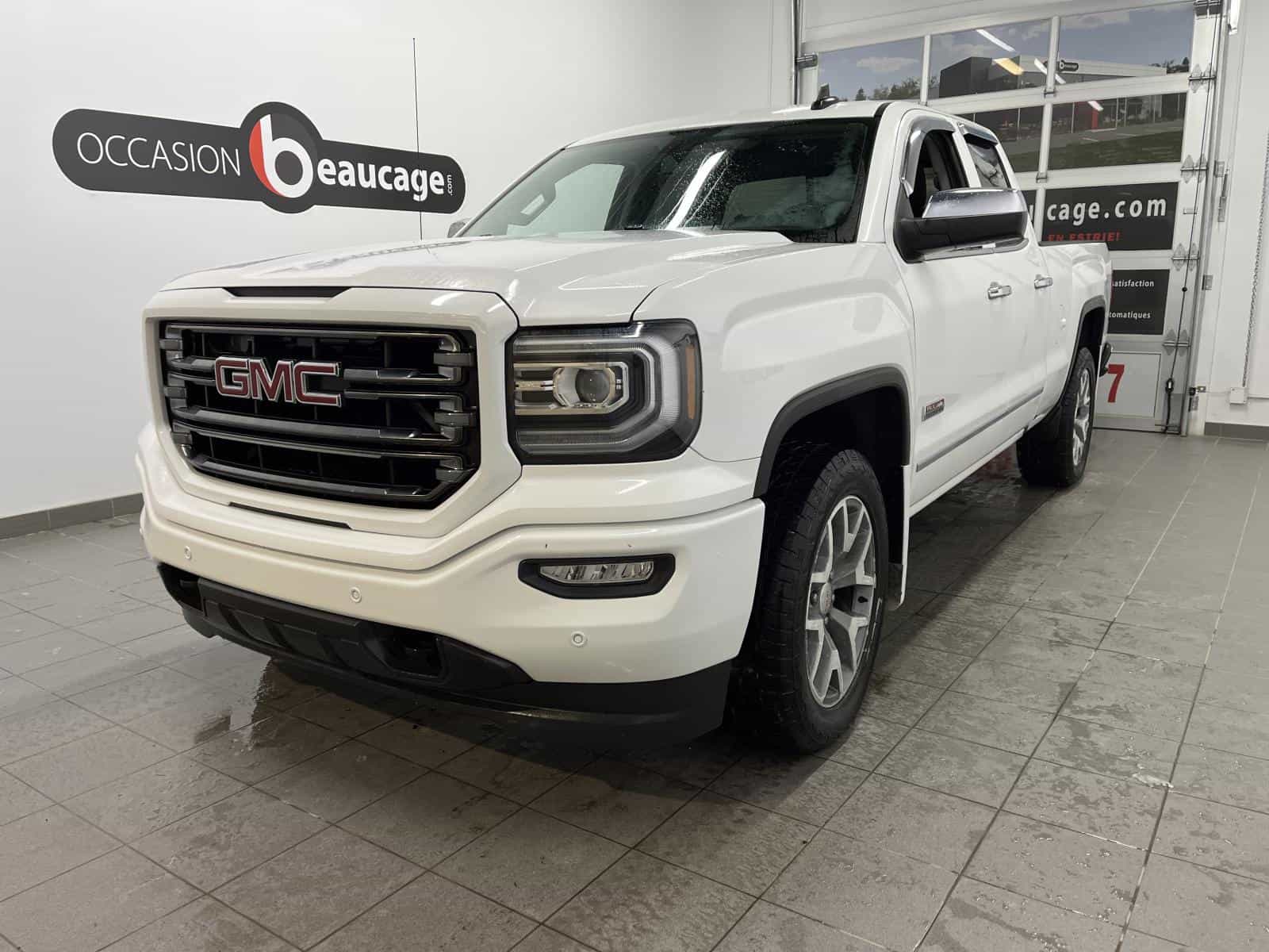 2016 GMC Sierra 1500 SLT - Image 1
