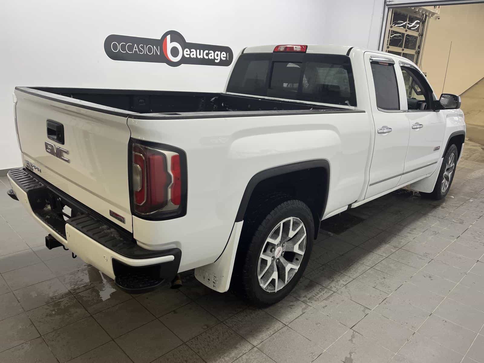 2016 GMC Sierra 1500 SLT - Image 5