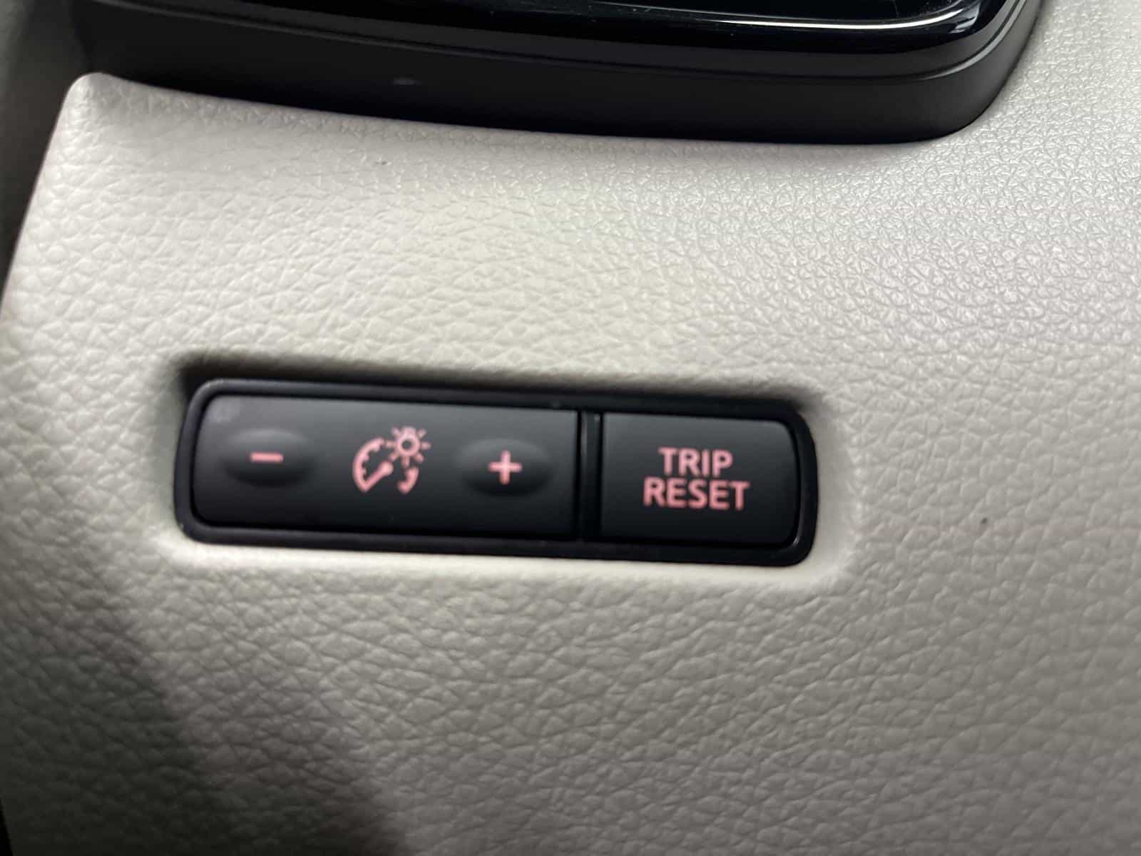 Image 12 Nissan Qashqai S 2023