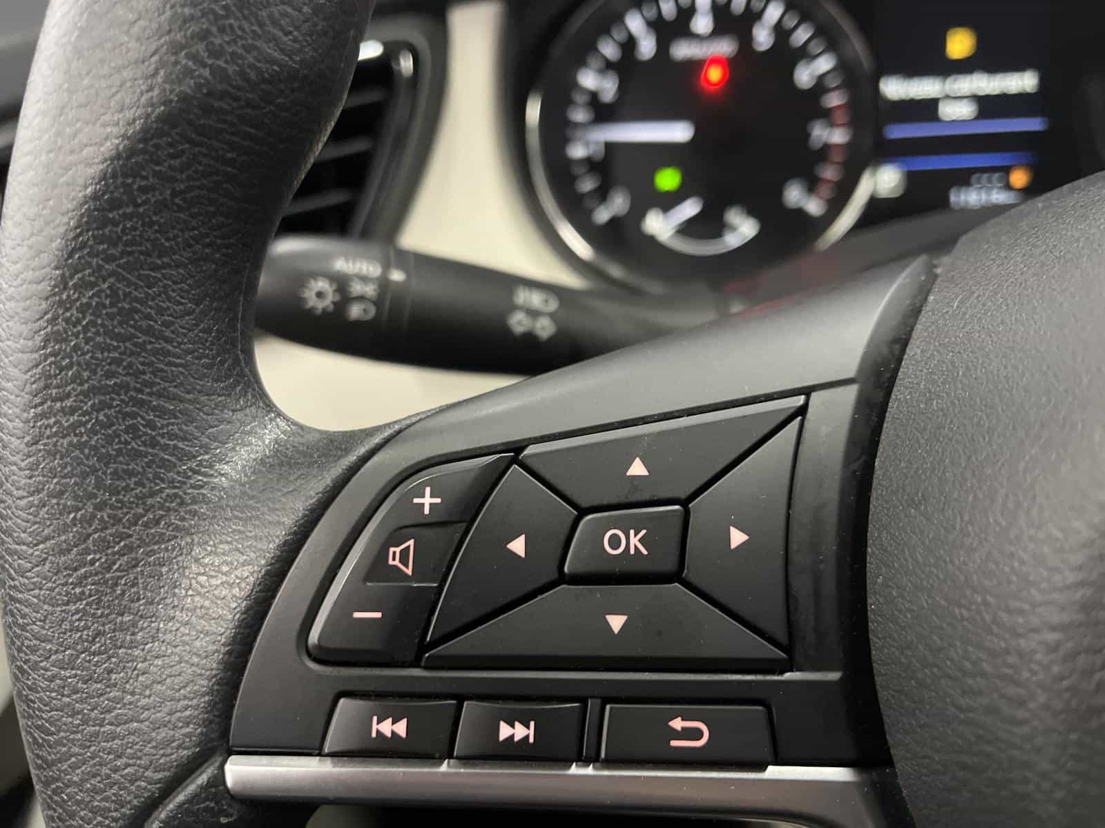 Image 13 Nissan Qashqai S 2023