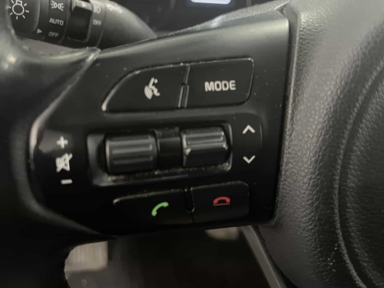 2018 Kia Sorento LX Turbo - Image 13