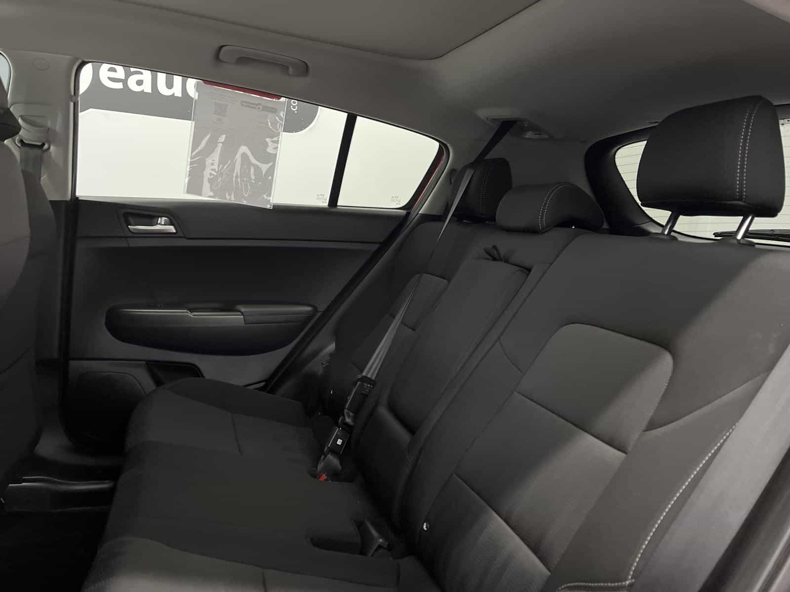 Image 8 Kia Sportage EX Premium S 2022