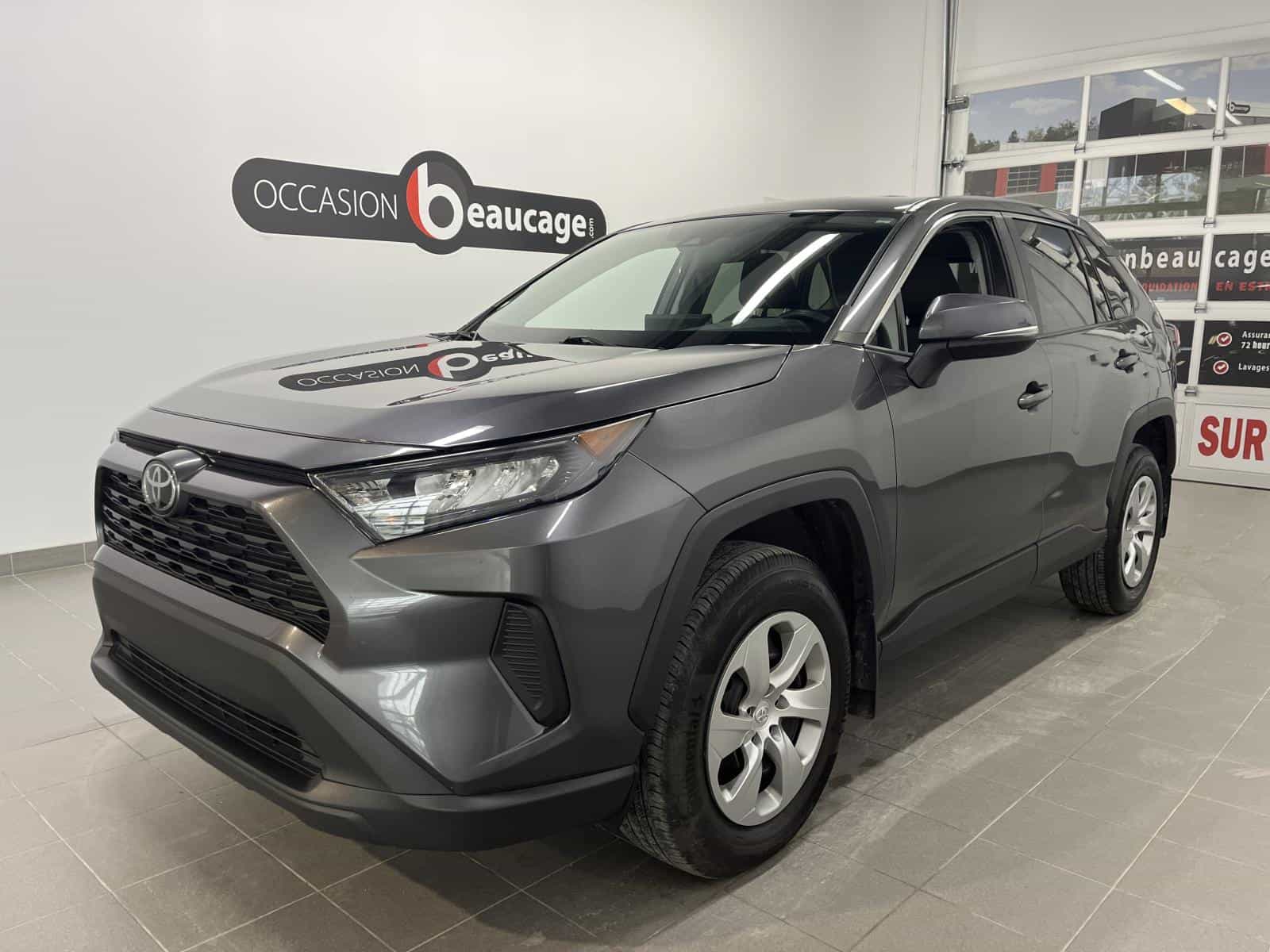 Image 1 Toyota Rav4 LE 2022