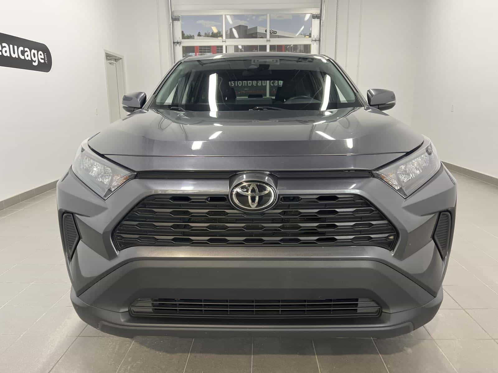 Image 7 Toyota Rav4 LE 2022