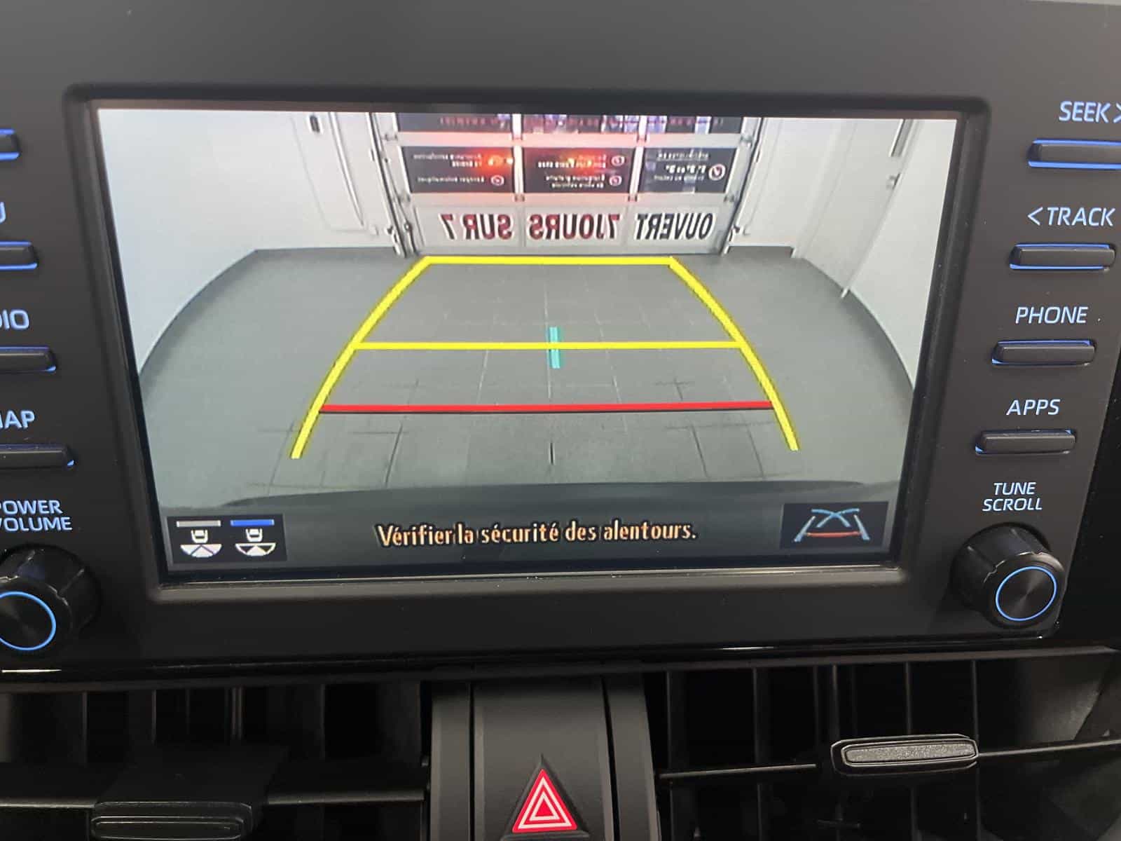 Image 18 Toyota Rav4 LE 2022