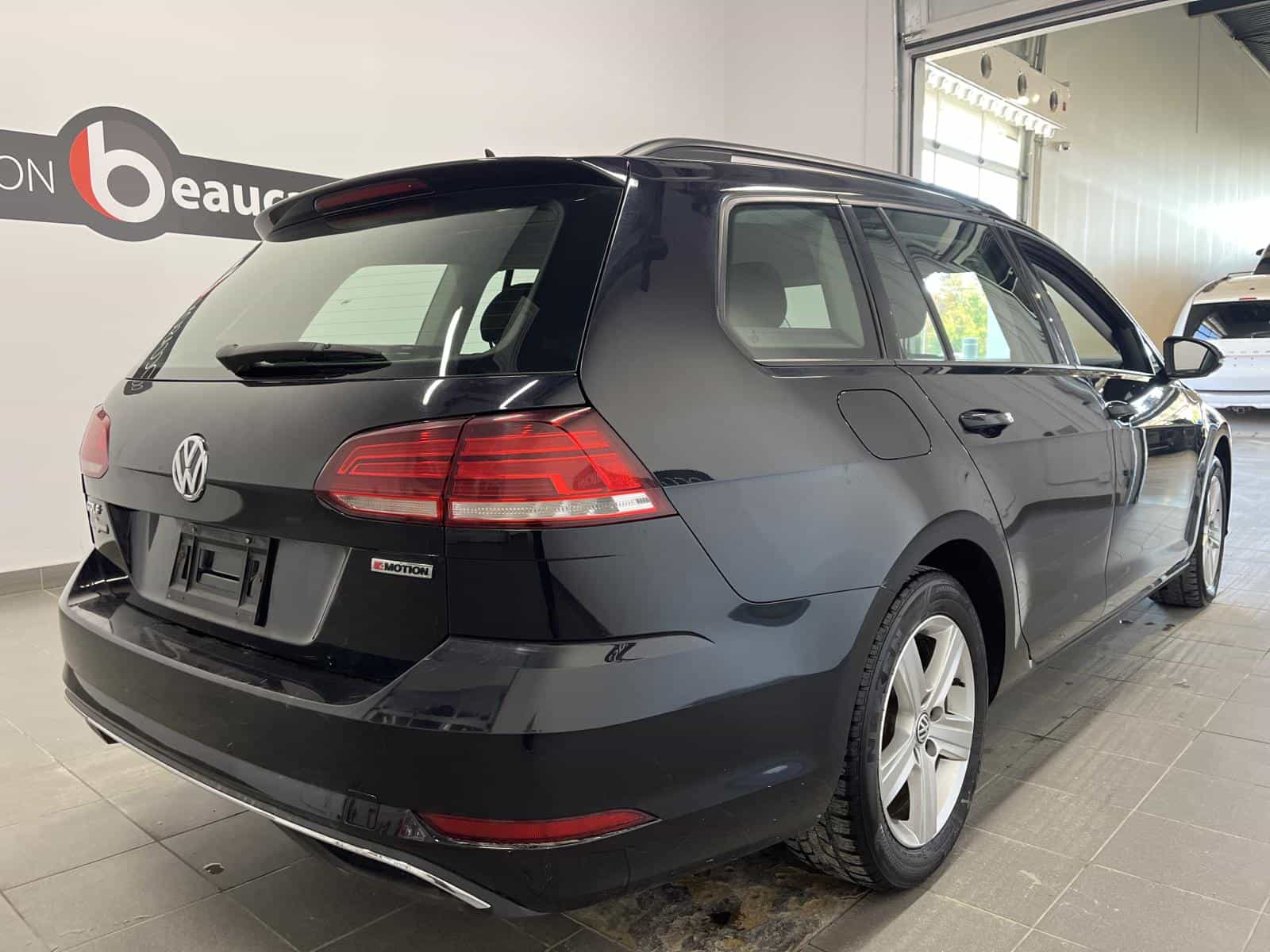 2019 Volkswagen Golf Sportwagen Comfortline - Image 5