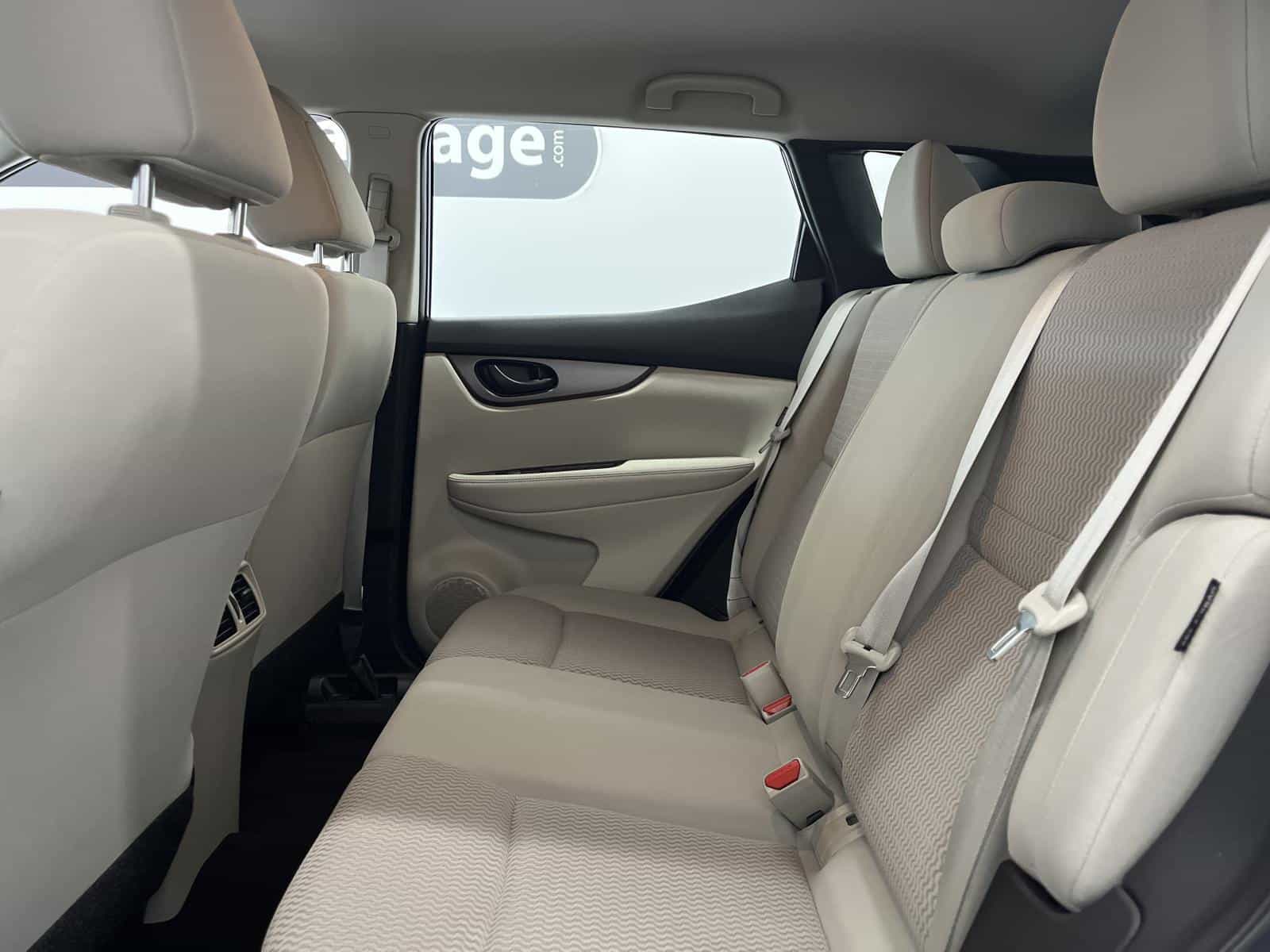 2023 Nissan Qashqai S - Image 10