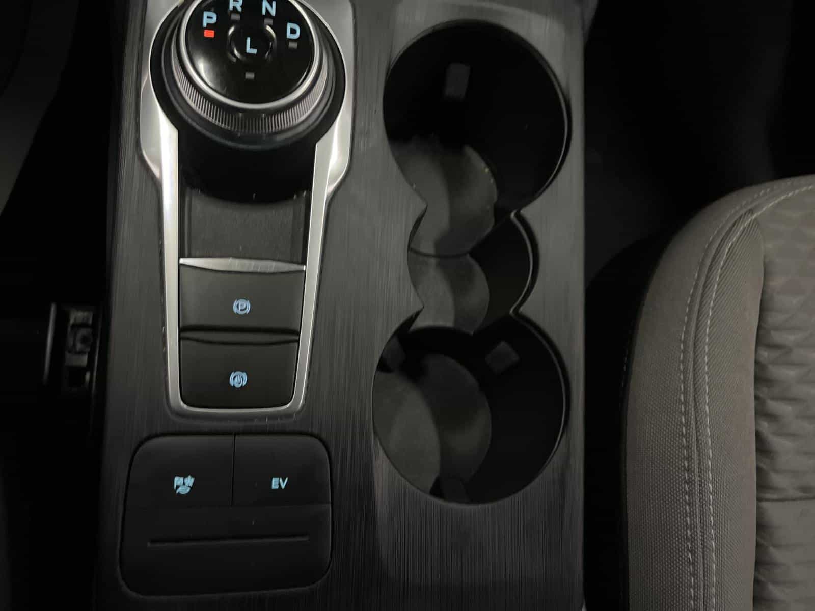 2022 Ford Escape SE PHEV - Image 14