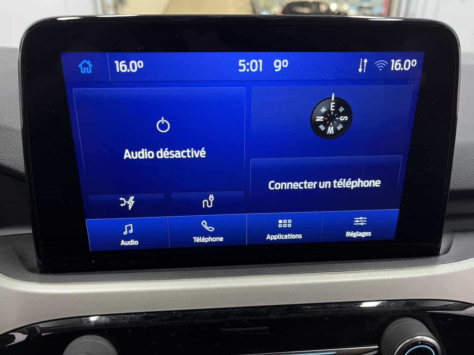 2022 Ford Escape SE PHEV - Image 16